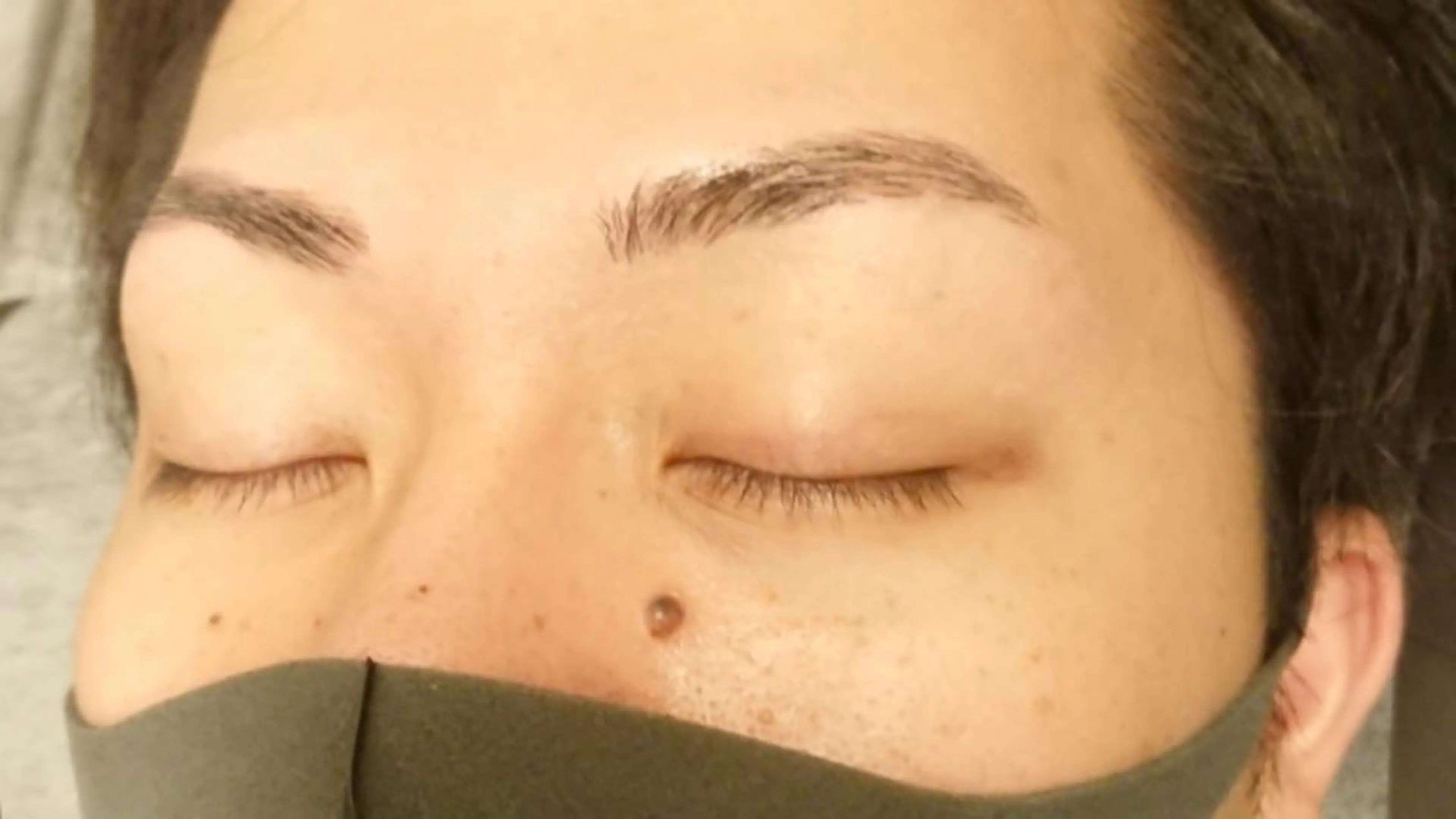 メンズ マツエク・マツパ ワックス脱毛 口コミ高評価🌠眉と まつ毛の専門MIKIのマツエク・マツパデザイン