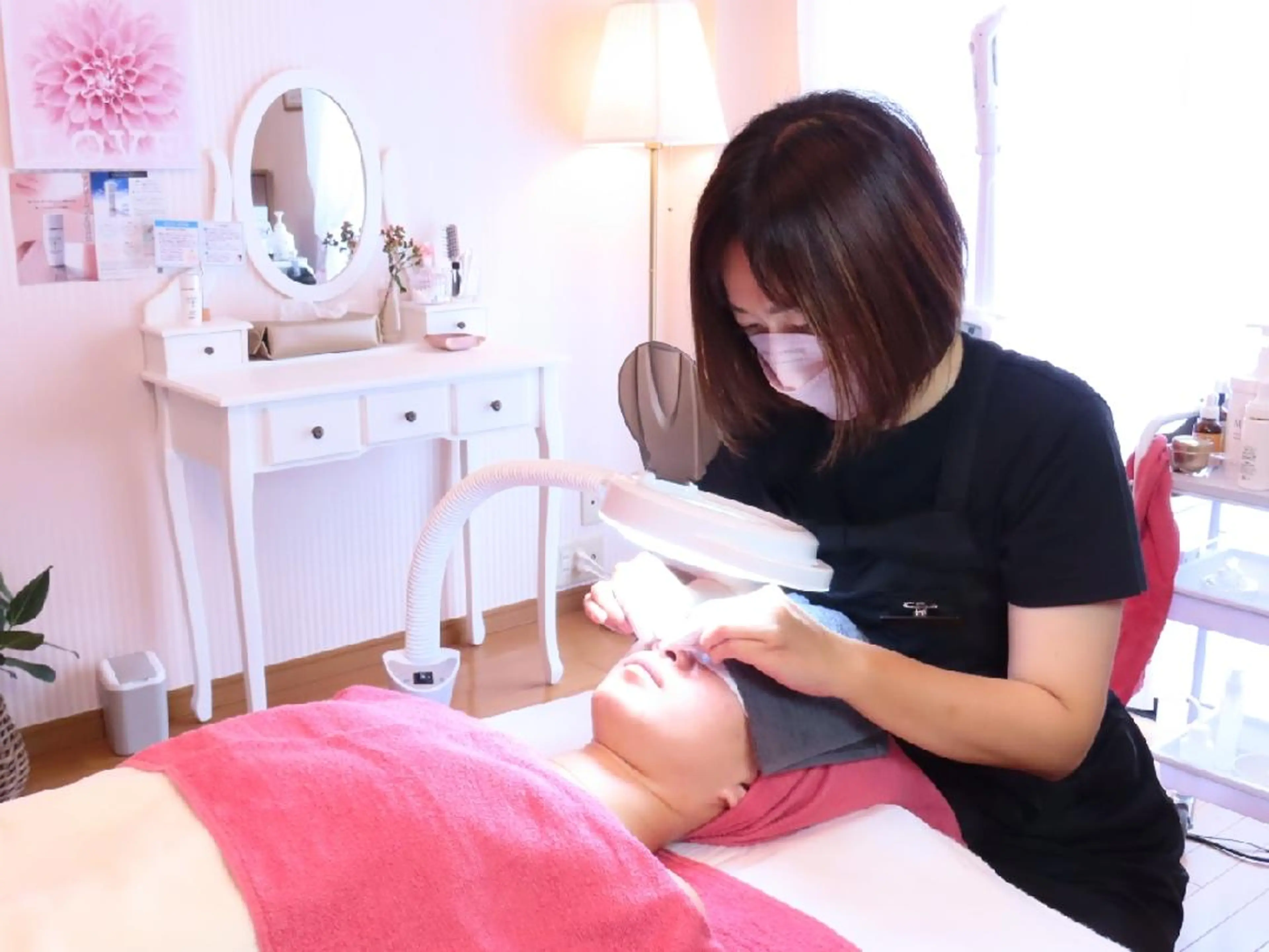 エステ リラク 毛穴&リンパマッサージ専門サロン　花のWA所属・毛穴&リンパマッサー ジ専門サロン花のWAのエステ・リラクイメージ