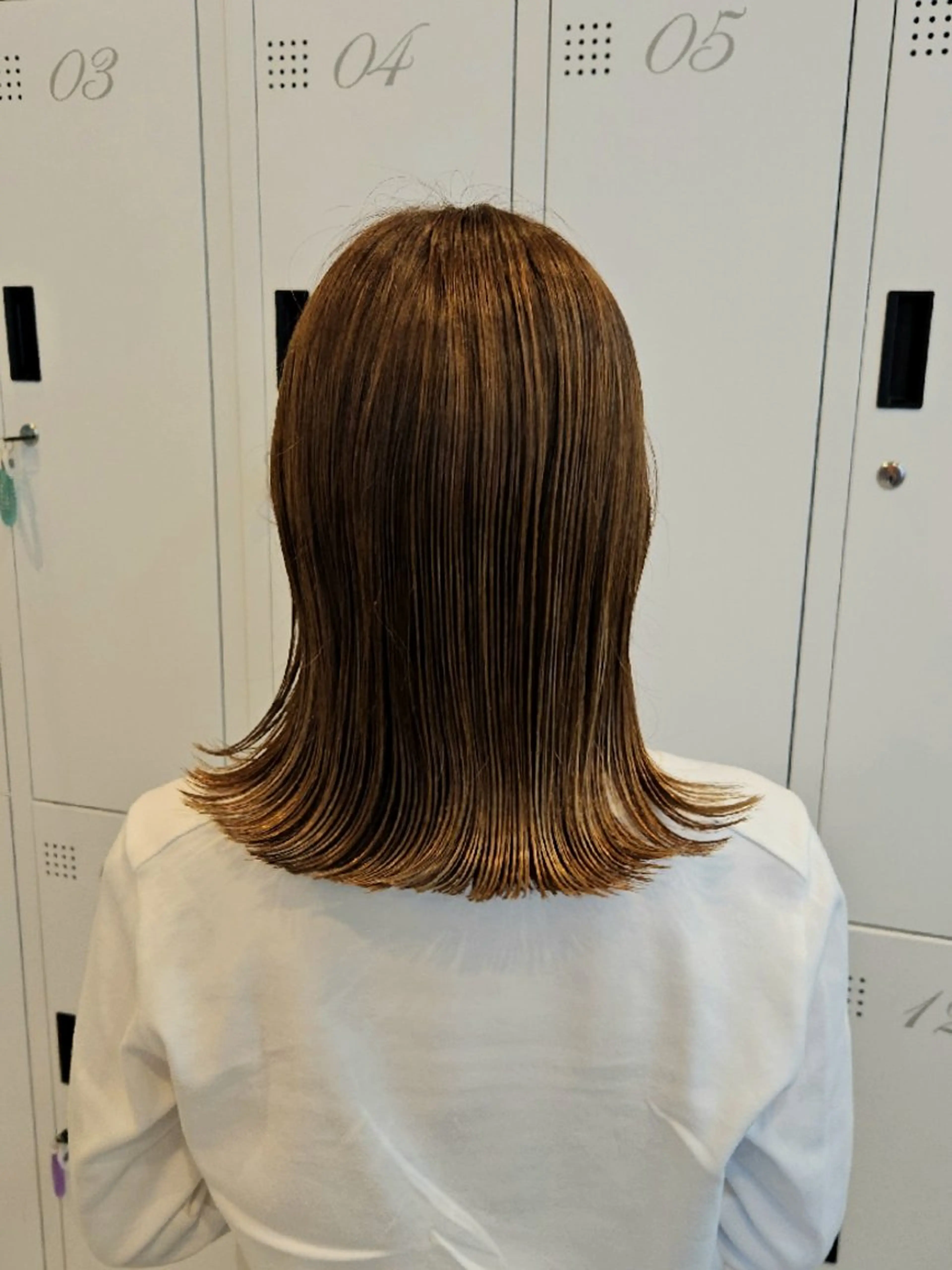 ミディアム カラー ベージュカラー ブリーチ ブラウンカラー ブリーチなしカラー 韓国風ヘア カット ヘアカラー トリートメント ミク🇰🇷 /Agu hairのヘアスタイル