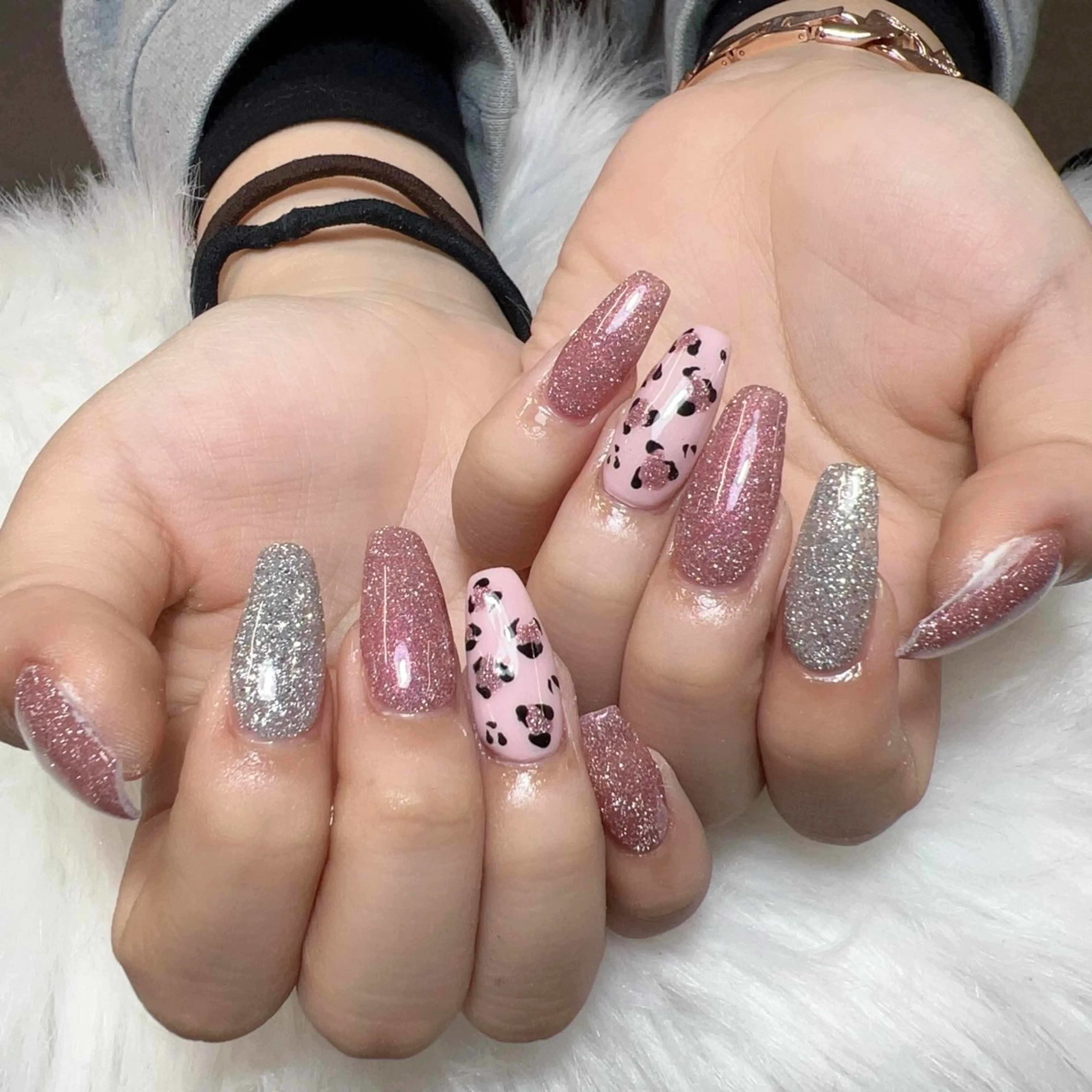 ネイル ハンドネイル 🦢Ella💌 長さだし専門店☁️のネイルデザイン