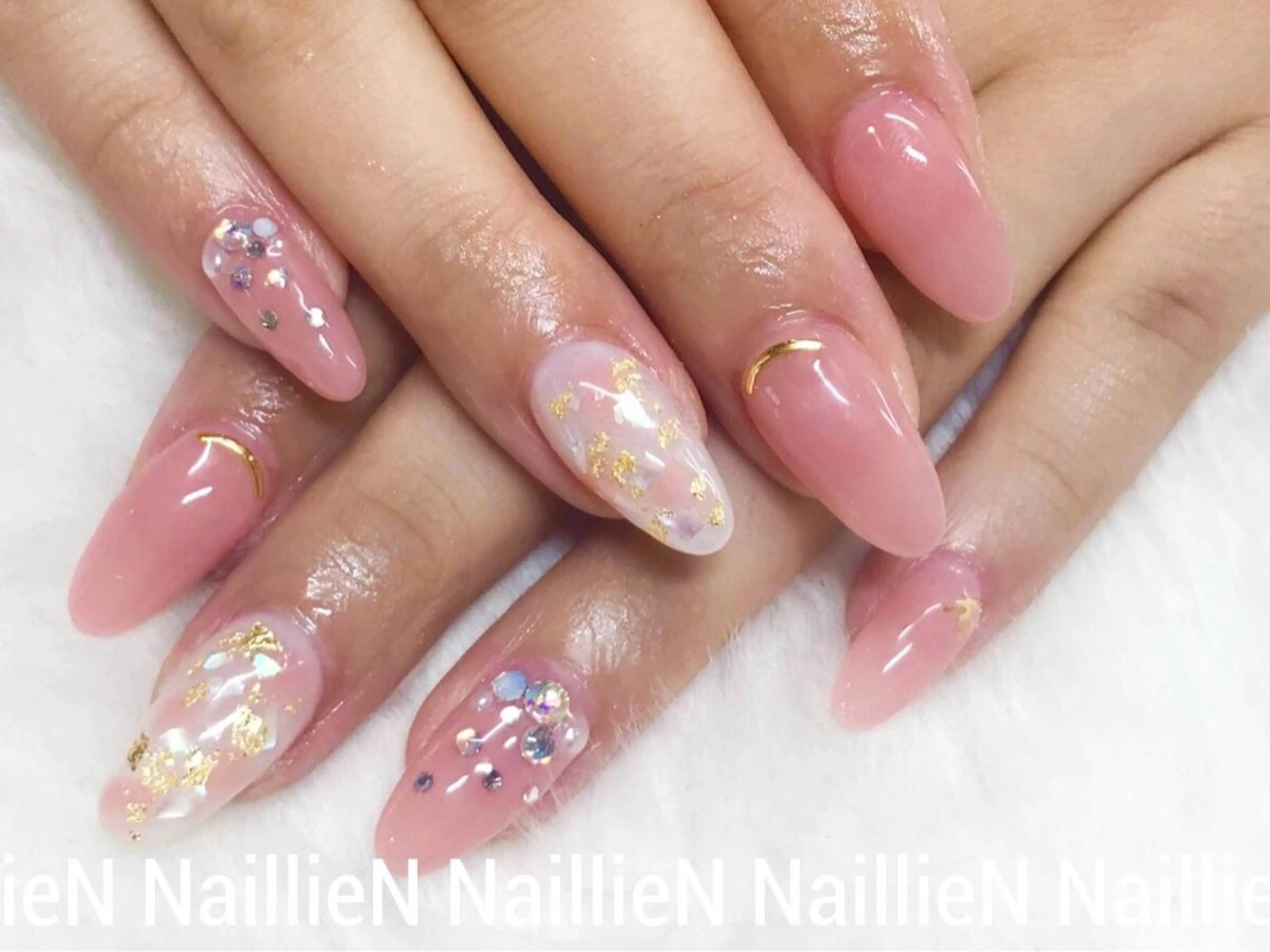 ネイル ジェルネイル スカルプネイル ブライダルネイル ハンドネイル Nail lieNのネイルデザイン