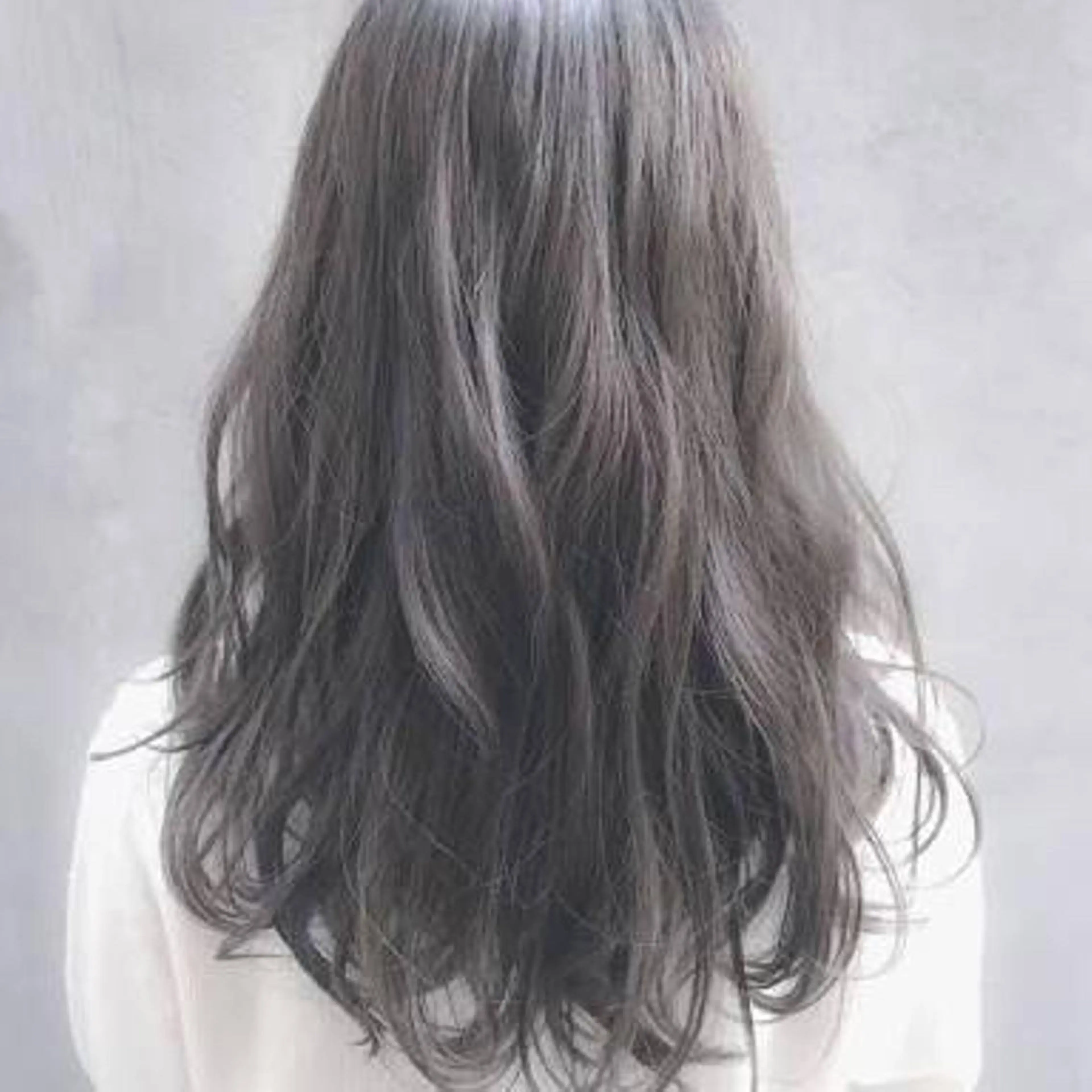 セミロング カラー 【公式】amble luxe池袋東口🩷のヘアスタイル