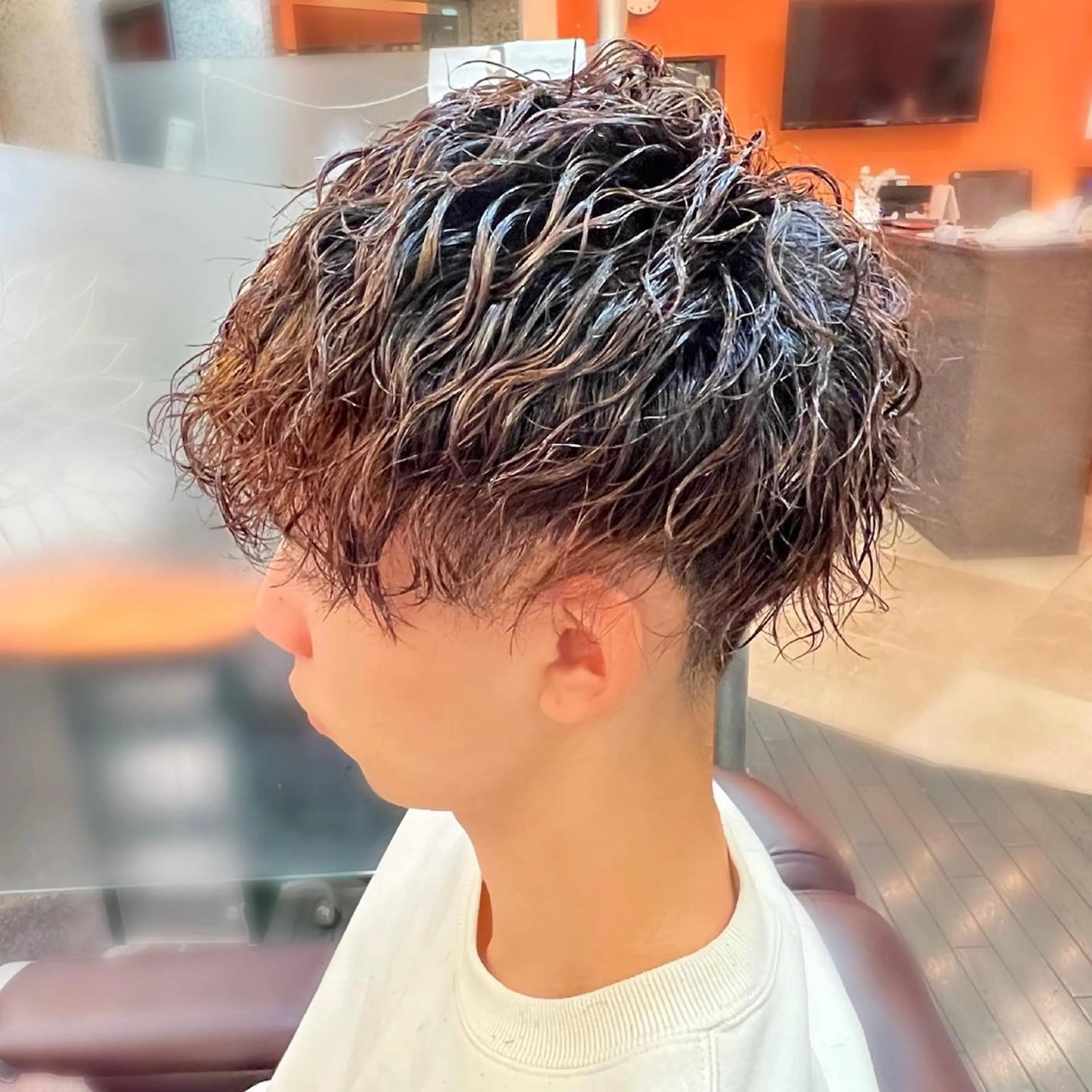 ミディアム ゼロスバーバーショップ所属・予約1000件超 ✨メンズパーマのヘアスタイル