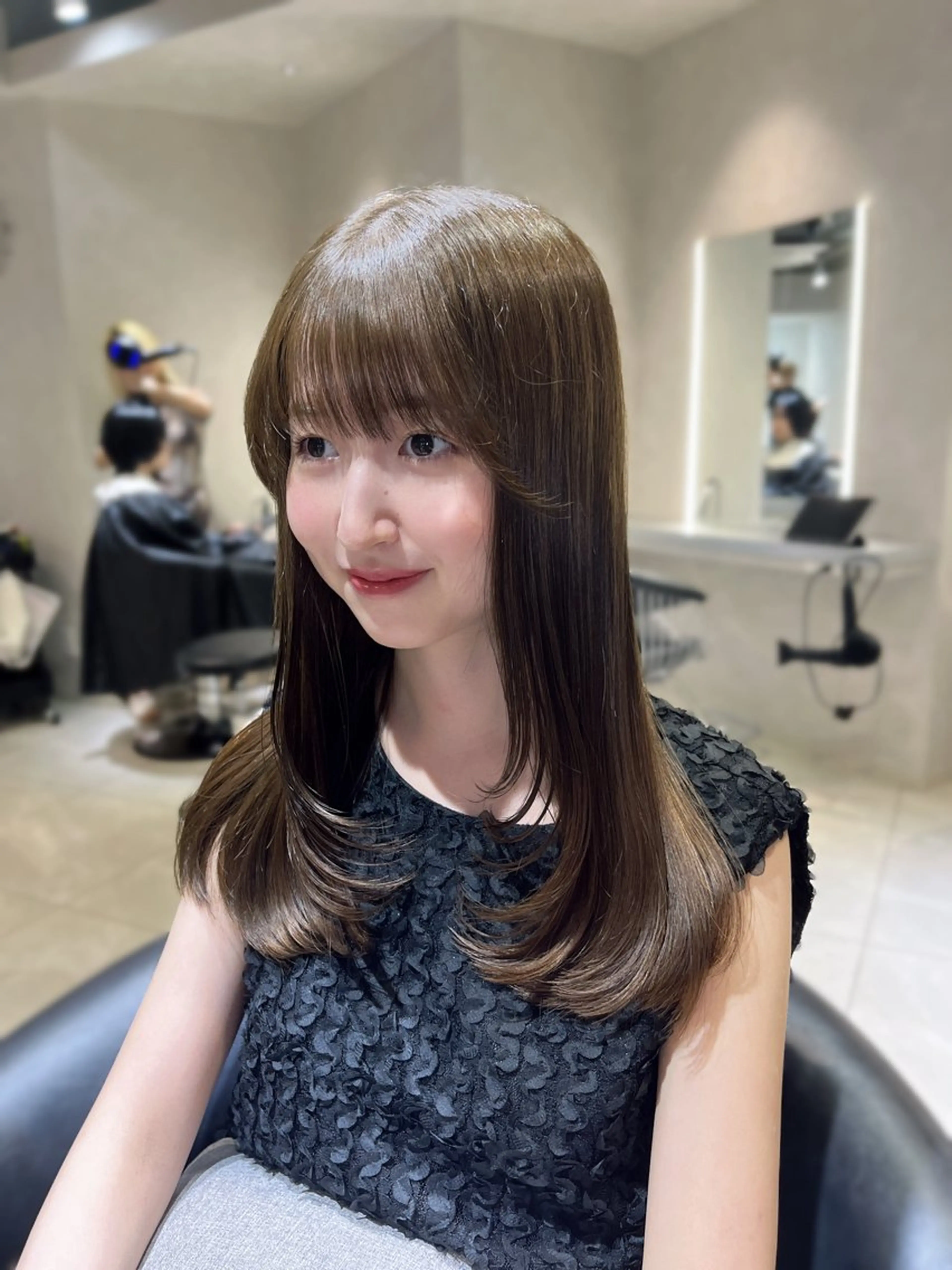 セミロング レイヤーカット カット ヘアカラー 縮毛矯正 トリートメント 韓国レイヤー×モテ髪 /MITSUKI🤍のヘアスタイル