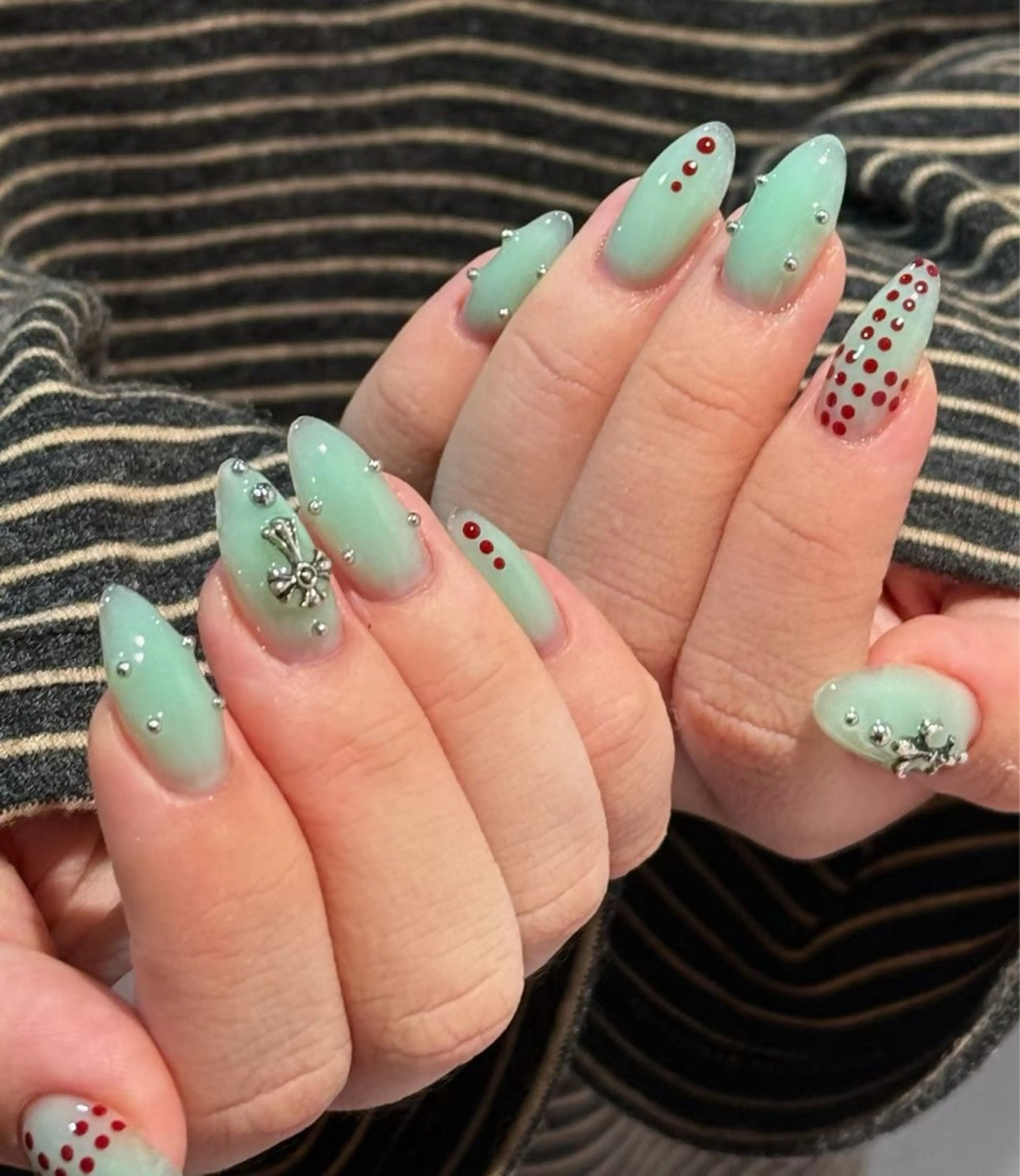 ネイル ハンドネイル Seiko nail所属・seiko nail Nanami（渋谷）のネイルデザイン