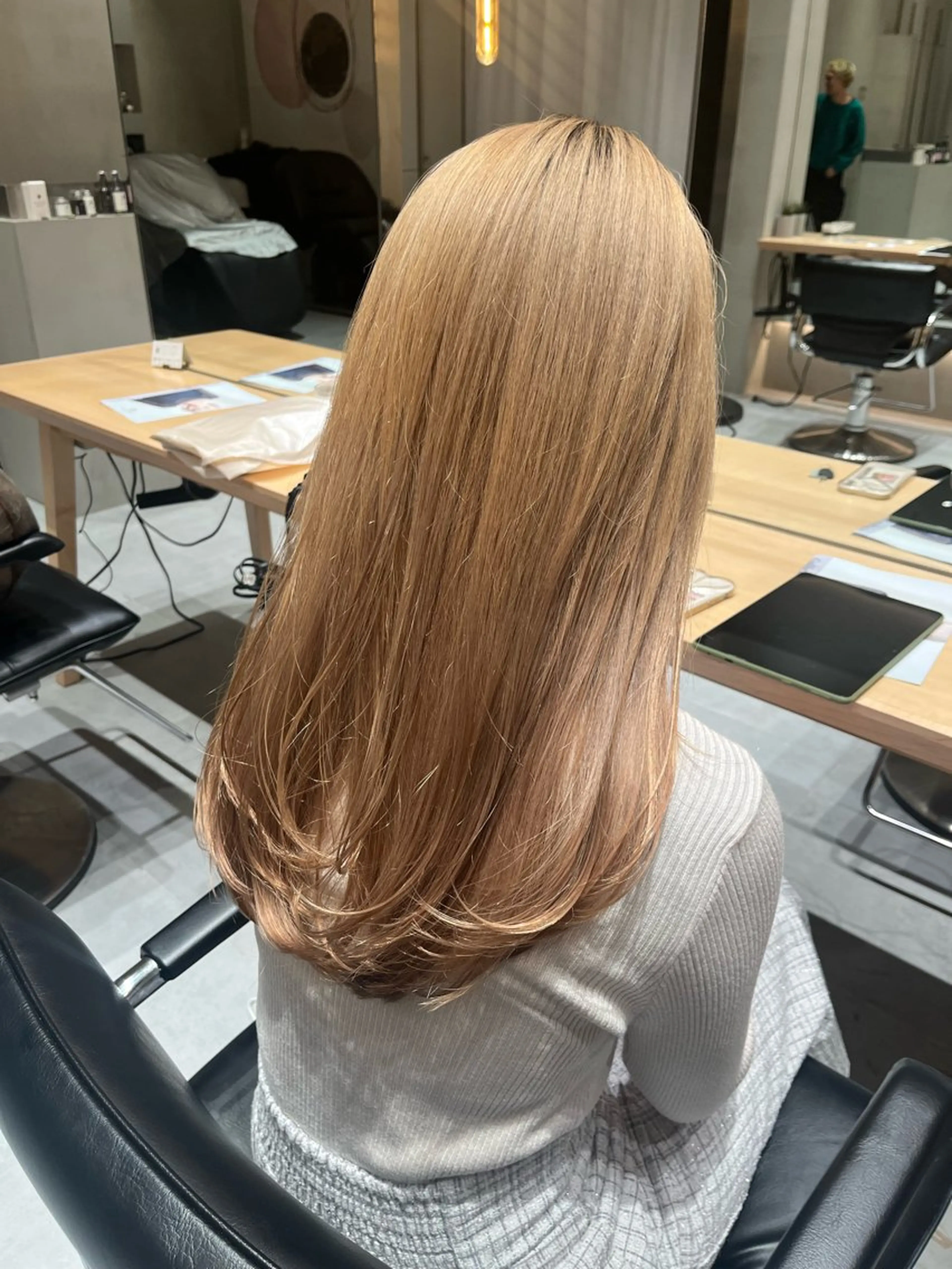 ロング 暗髪🐈⬛艶髪☔︎ 愛弥のヘアスタイル