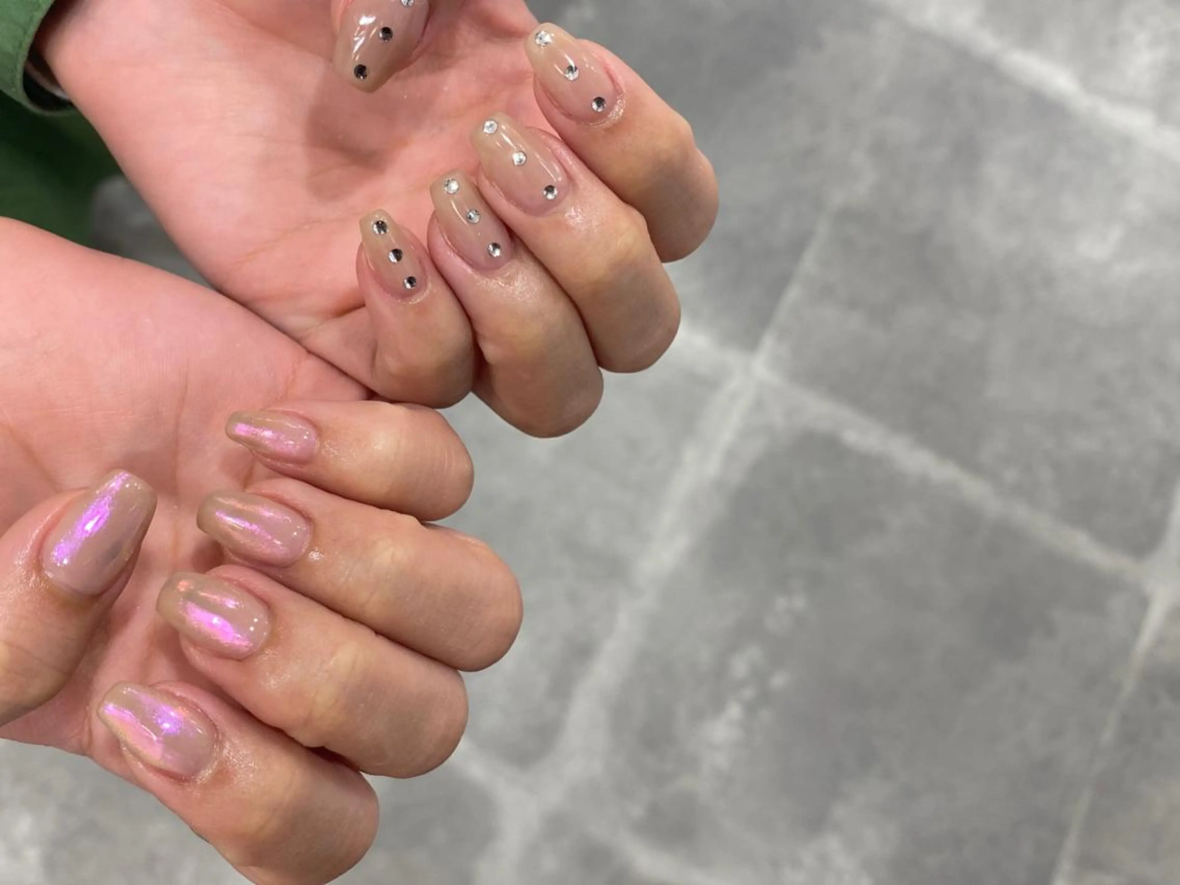 ネイル ハンドネイル NINEnami ニュアンスネイルのネイルデザイン