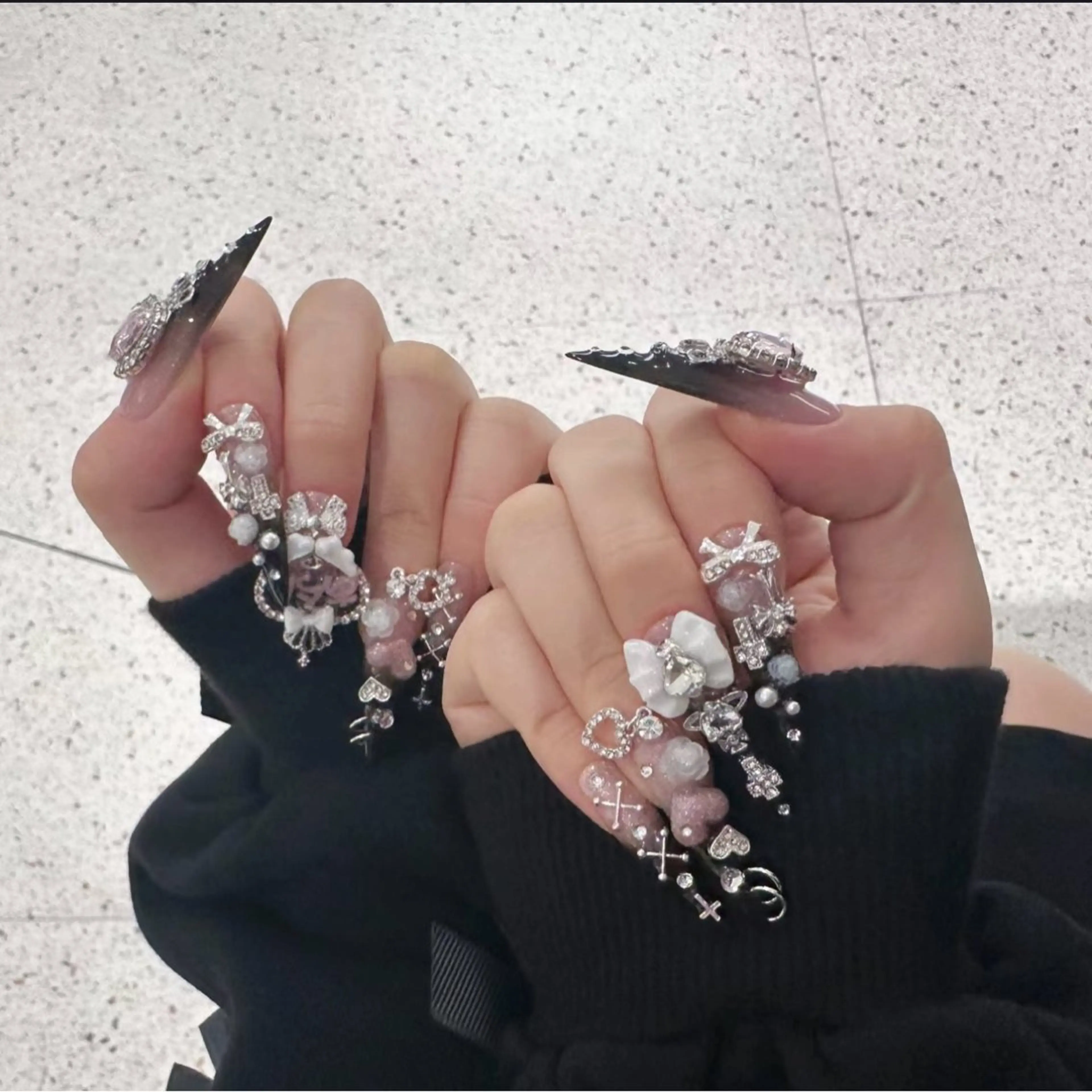 ネイル ハンドネイル 清水 吹雪のネイルデザイン