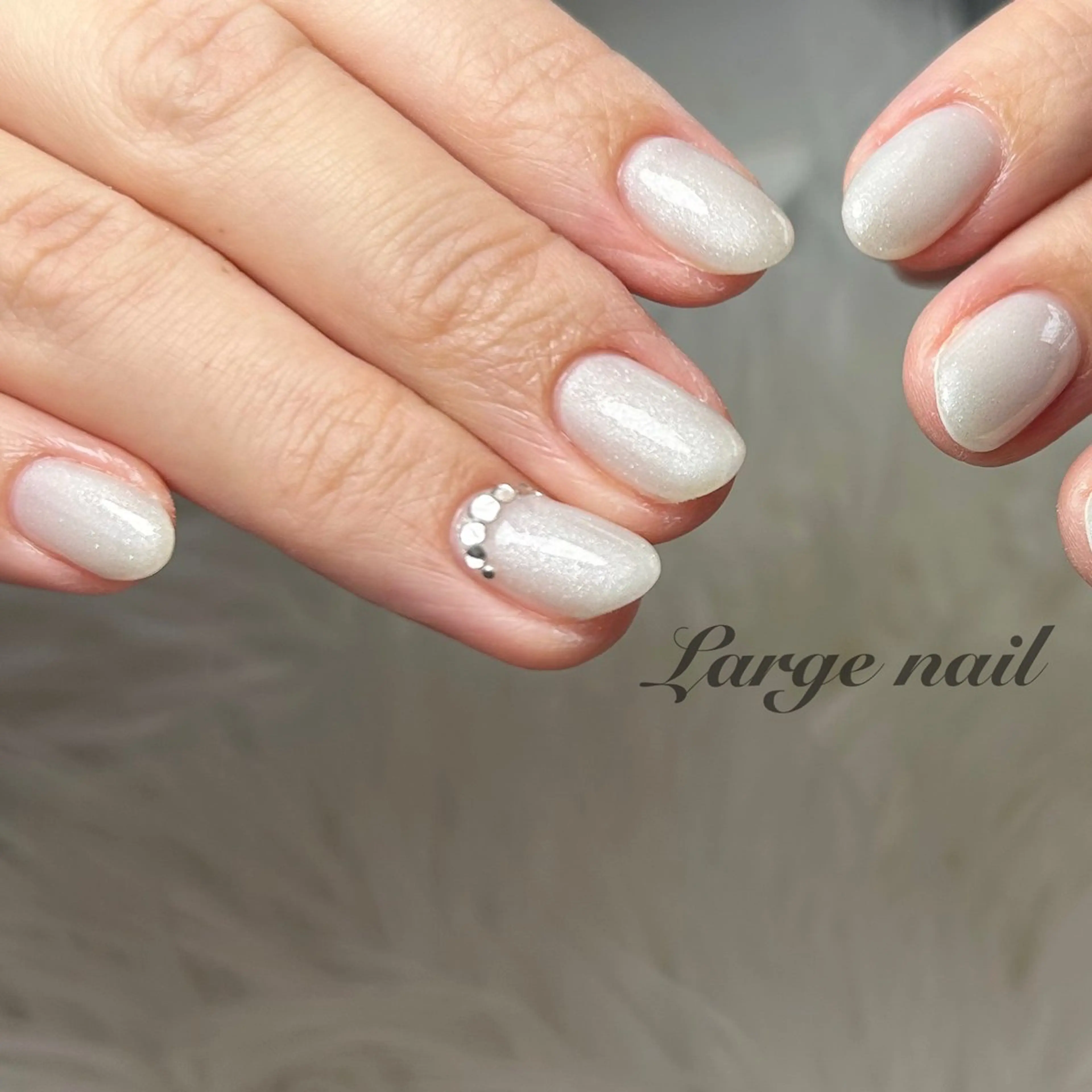 ネイル ハンドネイル Large Nailのネイルデザイン