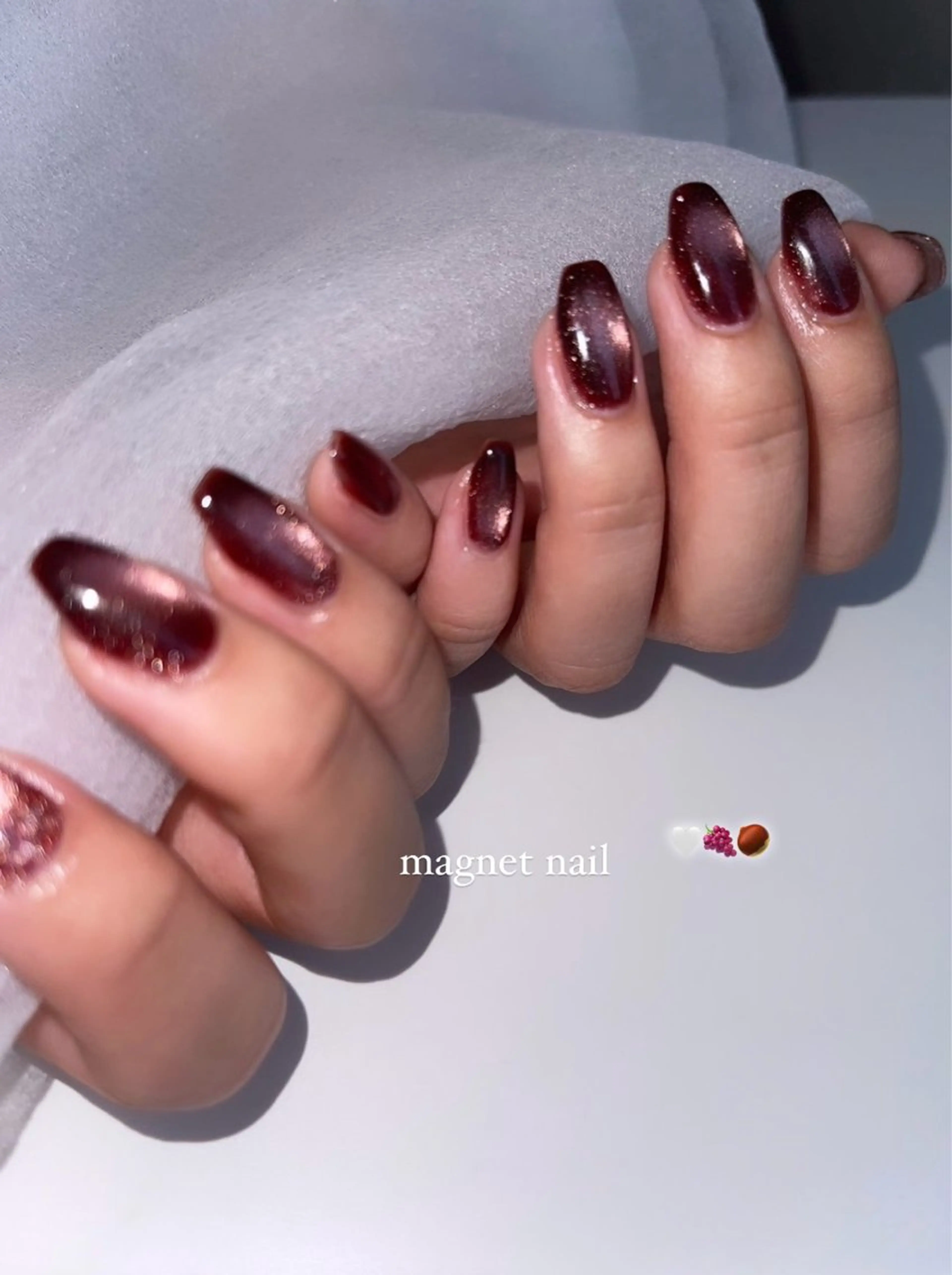 ネイル マグネットネイル 赤色 Rich+nail🫧仙台🫧所属・Rich+nail 🫧仙台🫧のネイルデザイン