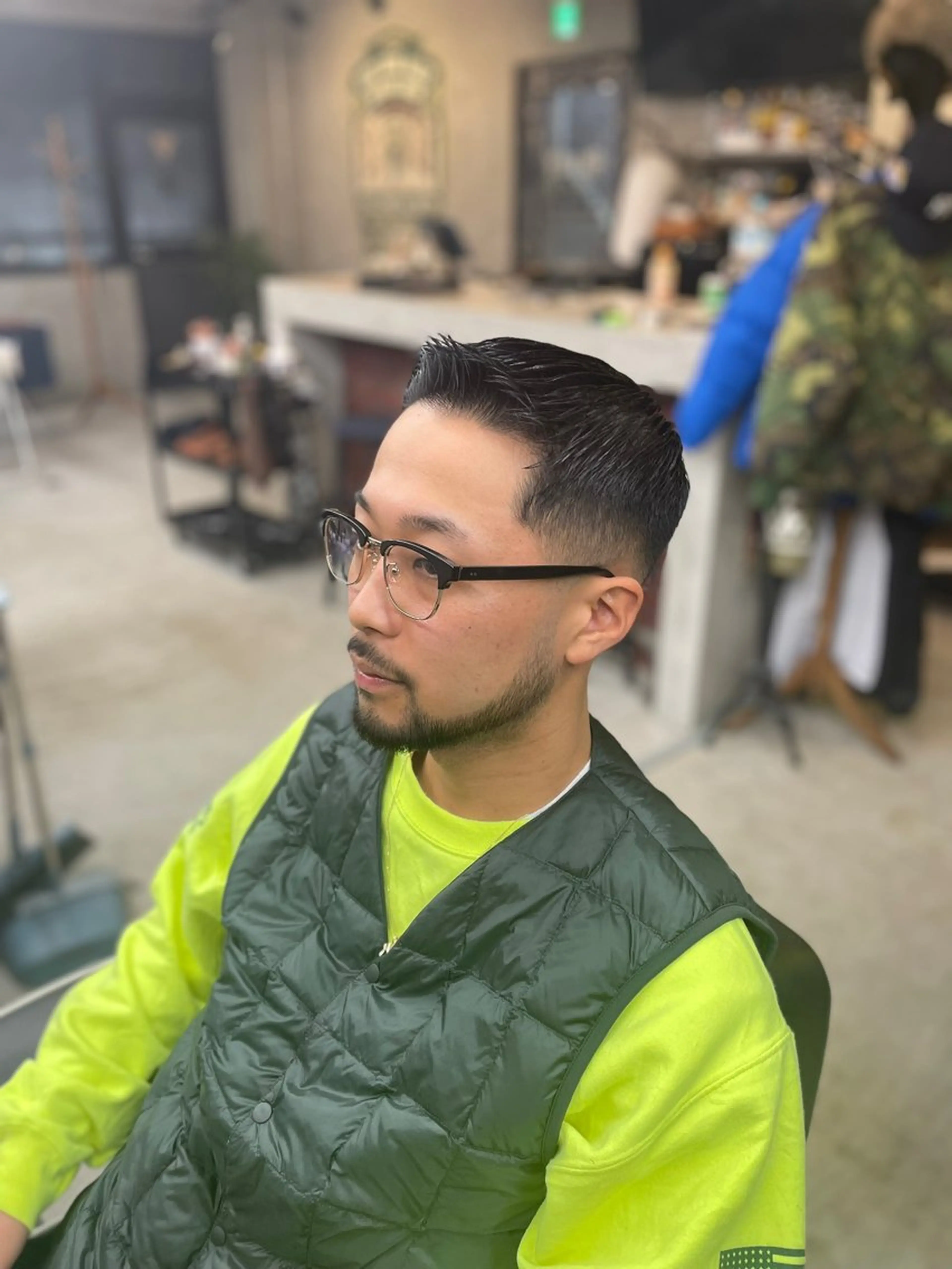 メンズ ヒロ銀座バーバーショップ新宿店所属・ITO TOMのヘアスタイル