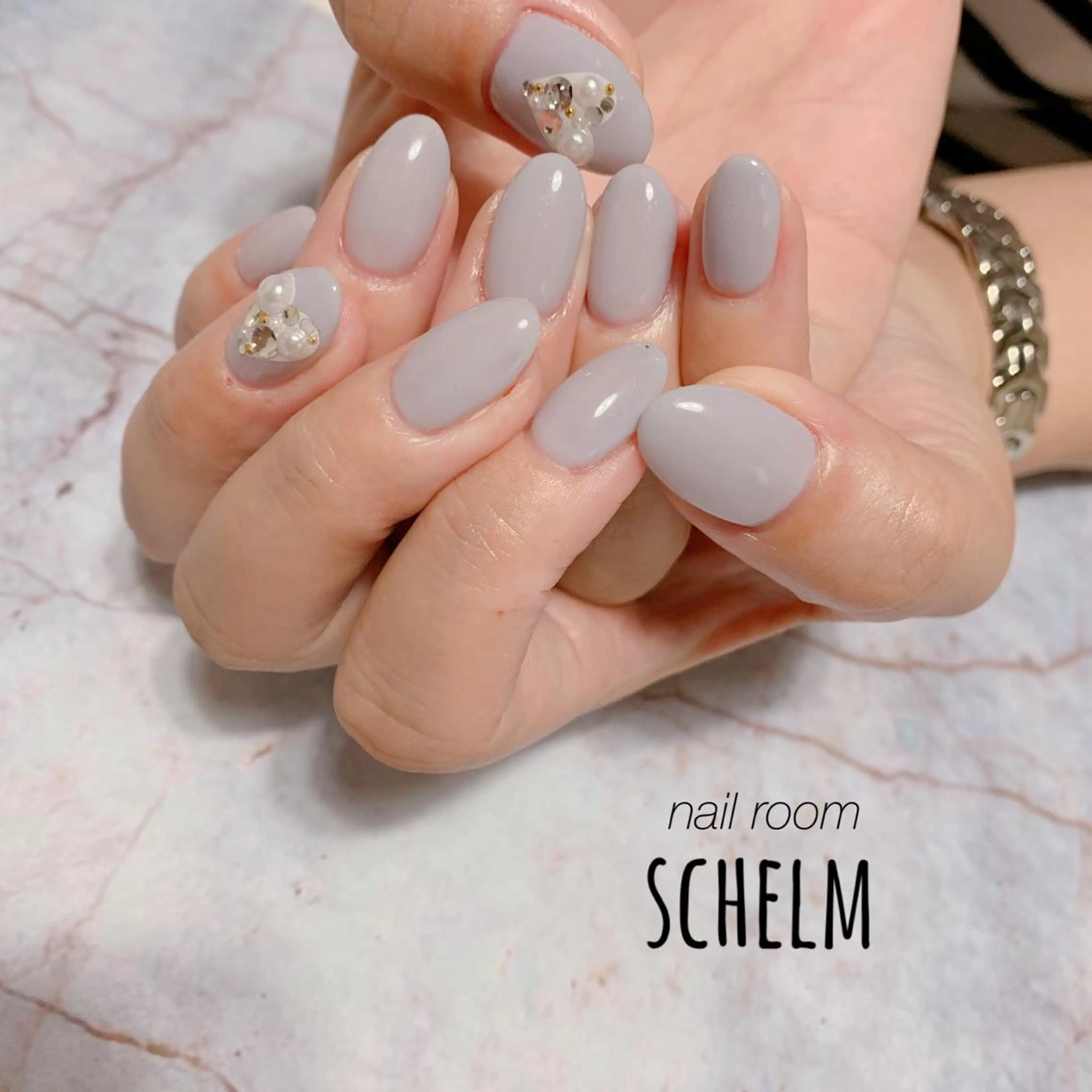 ネイル ハンドネイル nail room シュレムのネイルデザイン