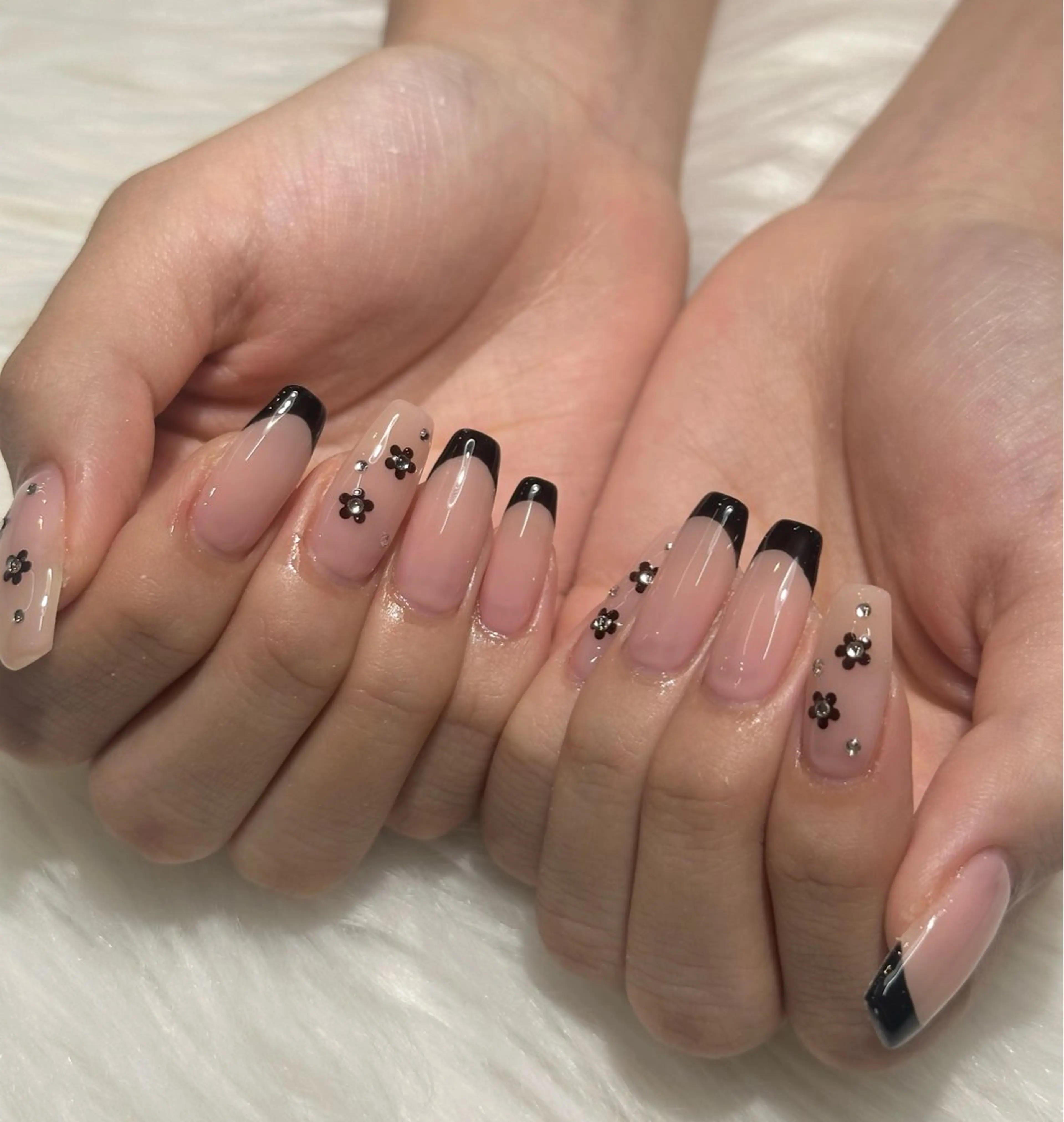 ネイル ハンドネイル 🫧 Asuhaのネイルデザイン