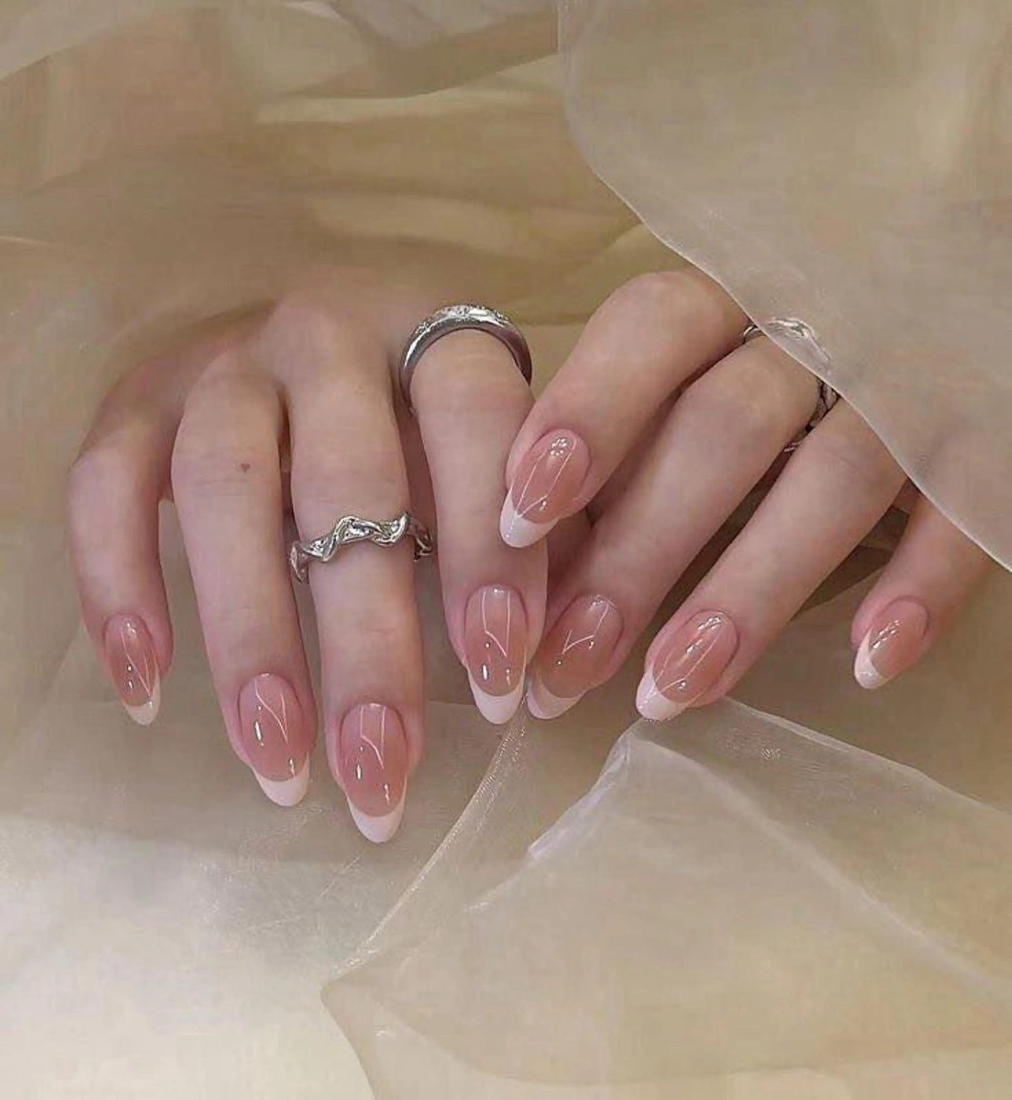 《HAND》フレンチネイル ９０分の写真