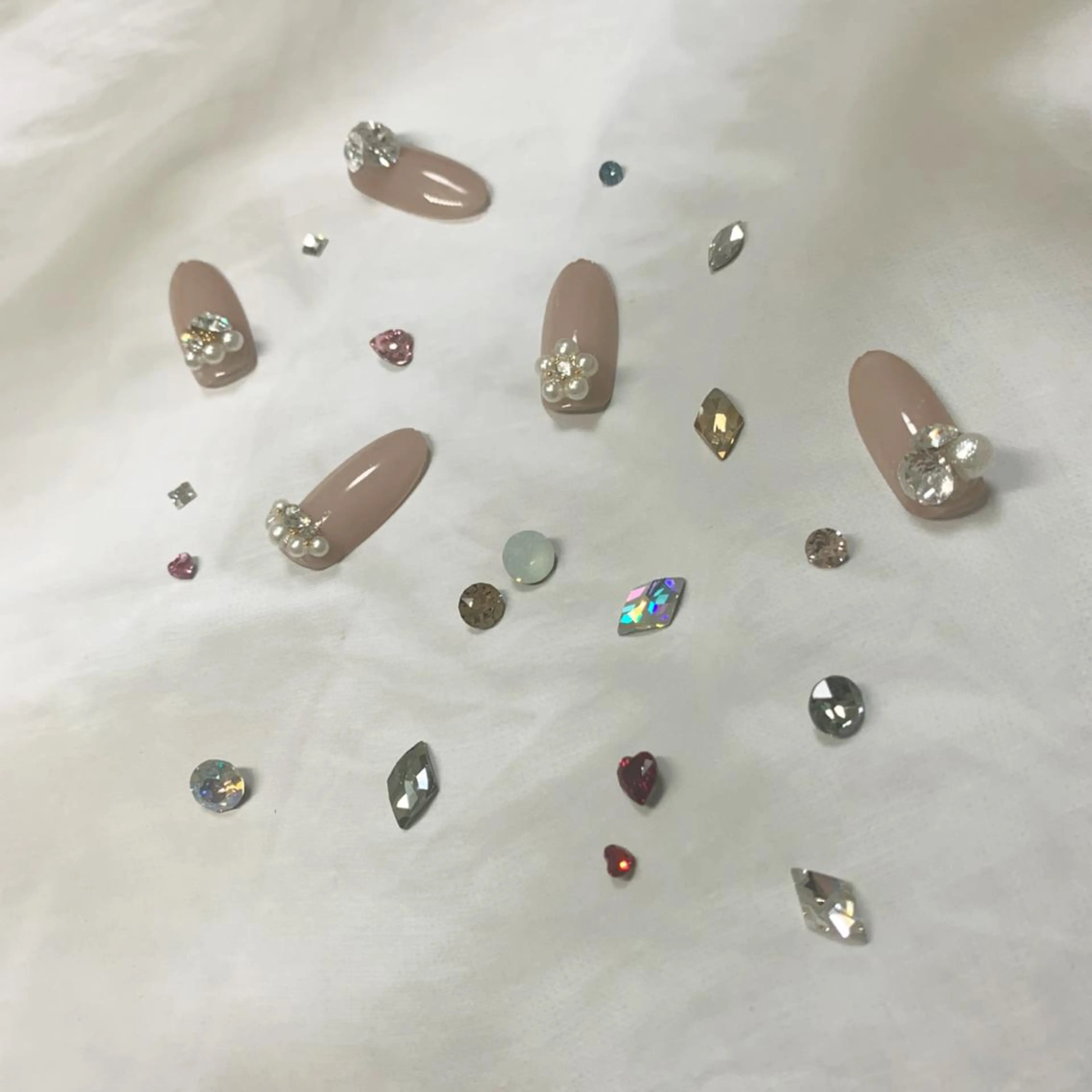 ネイル キラキラネイル Lili beauty salon所属・Lilibeauty salonのネイルデザイン