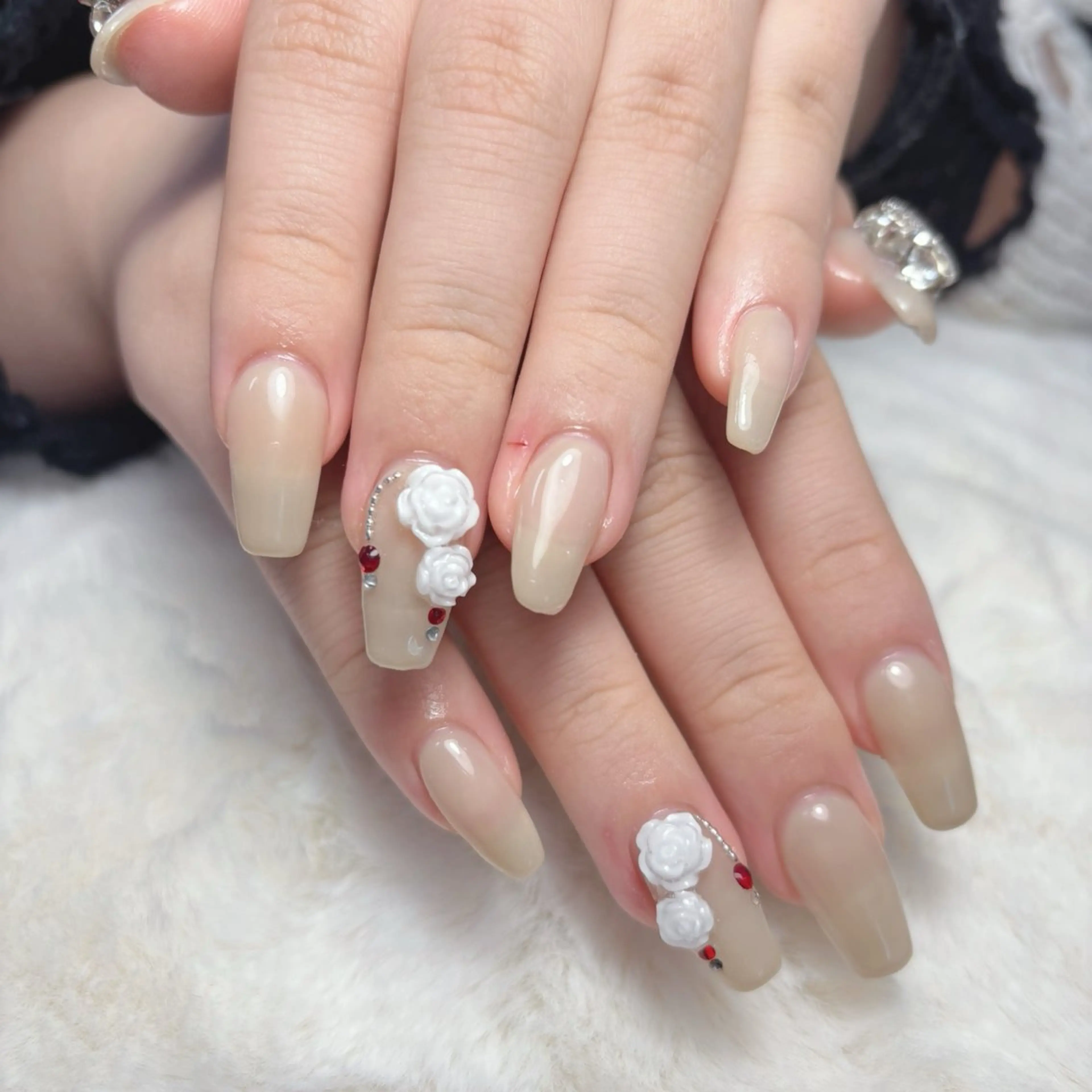 ネイル ハンドネイル STELLA ✩のネイルデザイン