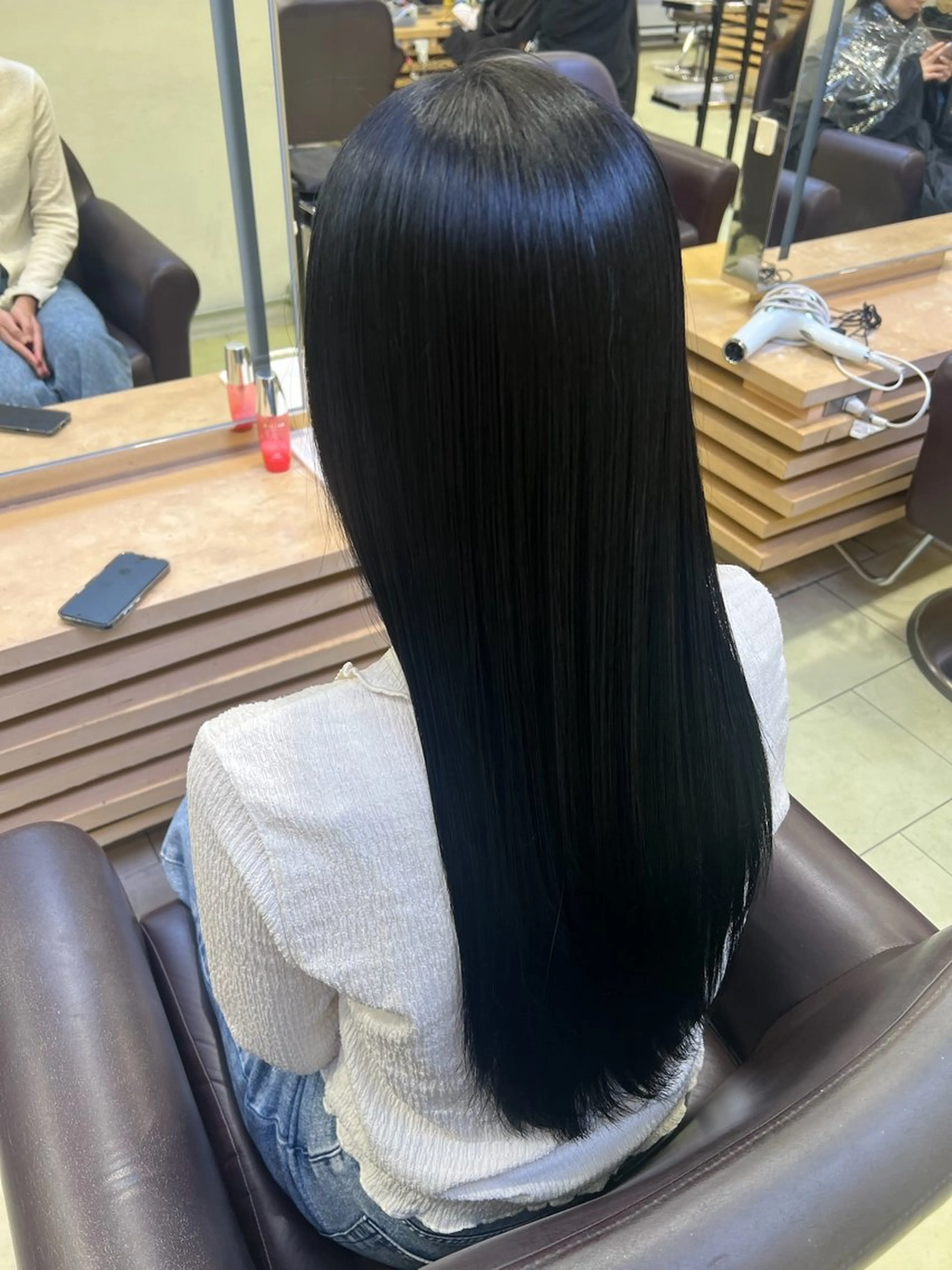 セミロング カット ヘアカラー トリートメント 艶カラー/eye 🫧ྀི/栞のヘアスタイル