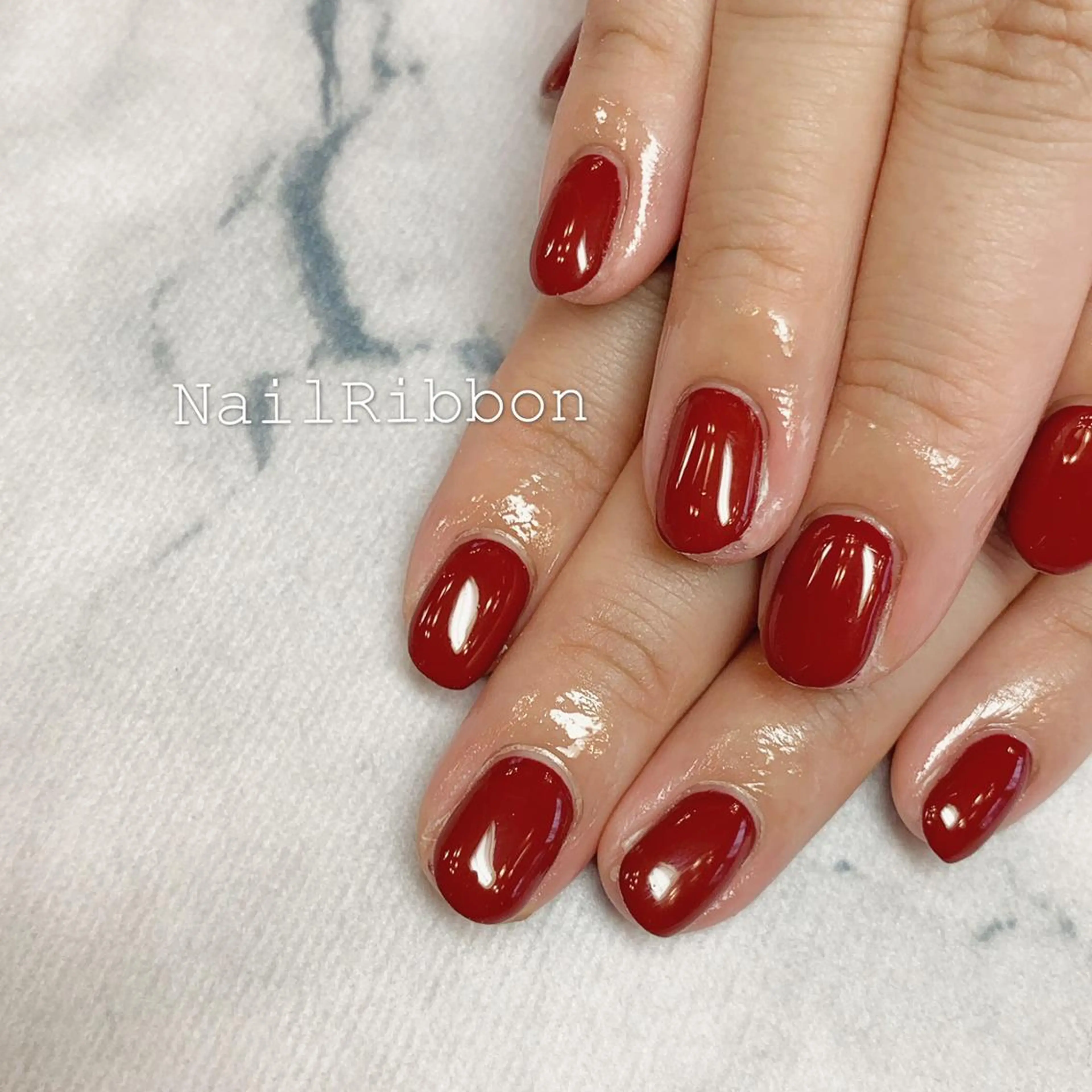 ネイル ネイルリボン 受付スタッフのネイルデザイン