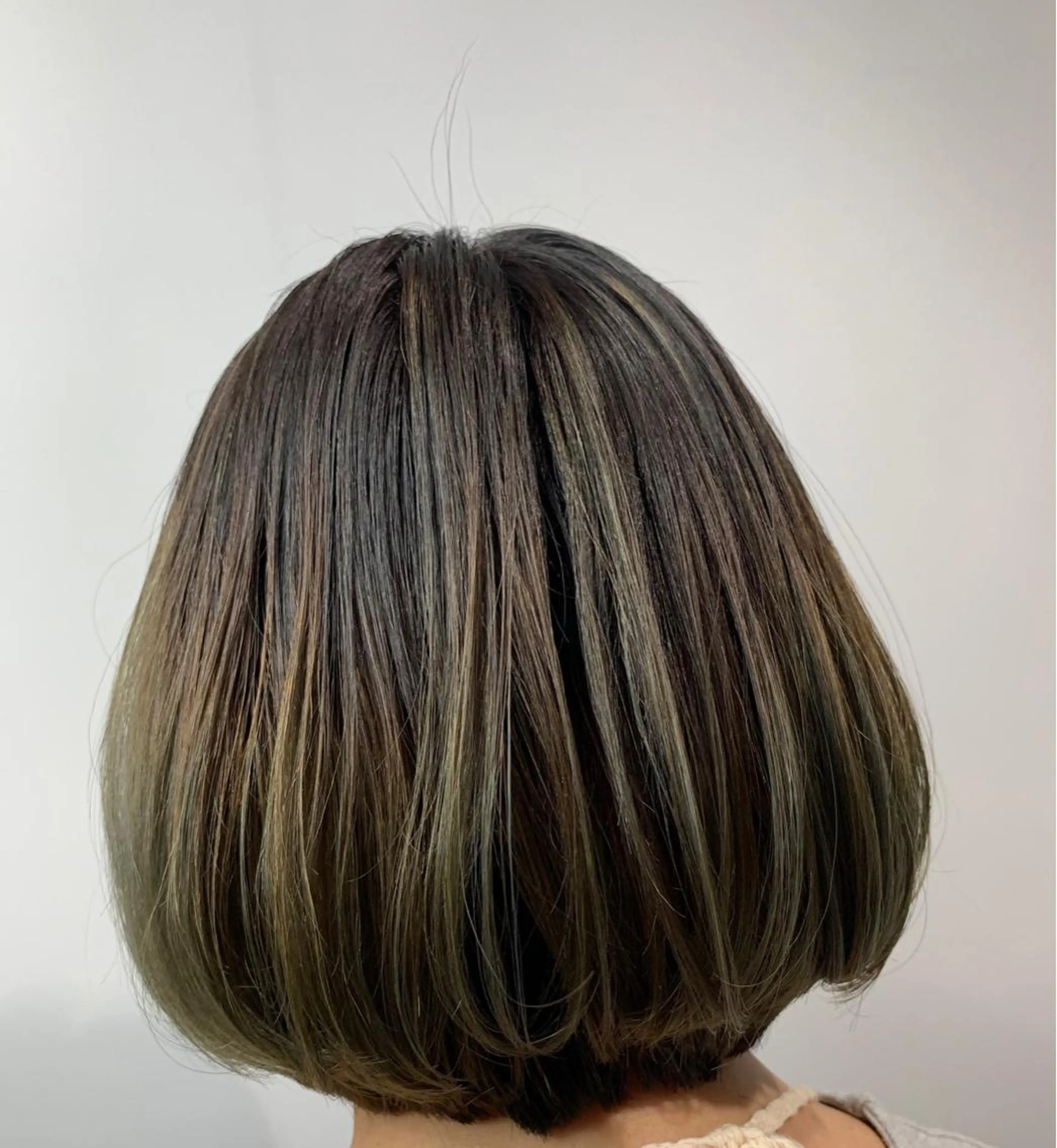 ミディアム カラー GRAPE VINES辻堂店所属・Mitsu Naoのヘアスタイル