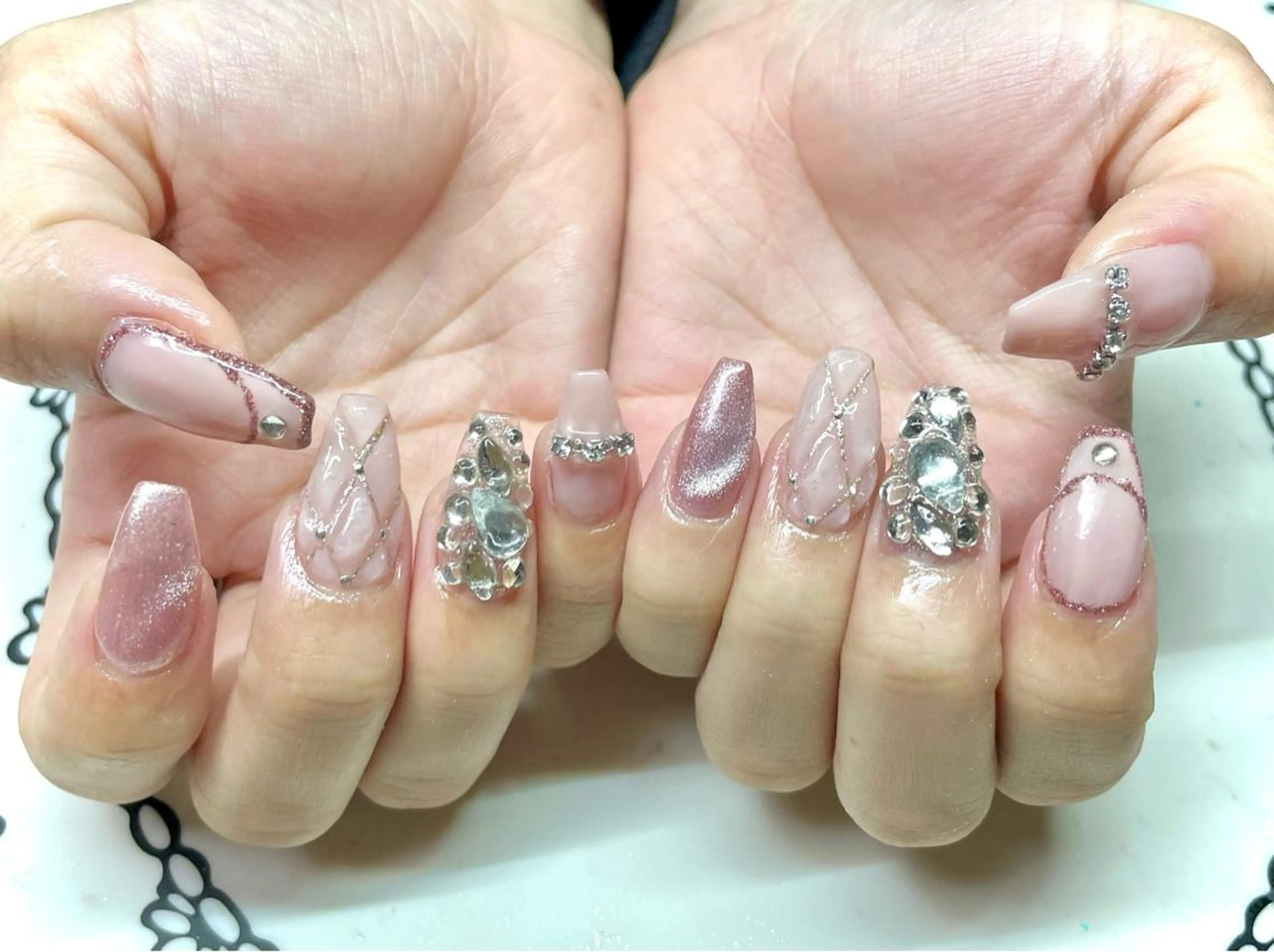 ネイル ハンドネイル nailsalon sugarr所属・nailist cocoのネイルデザイン