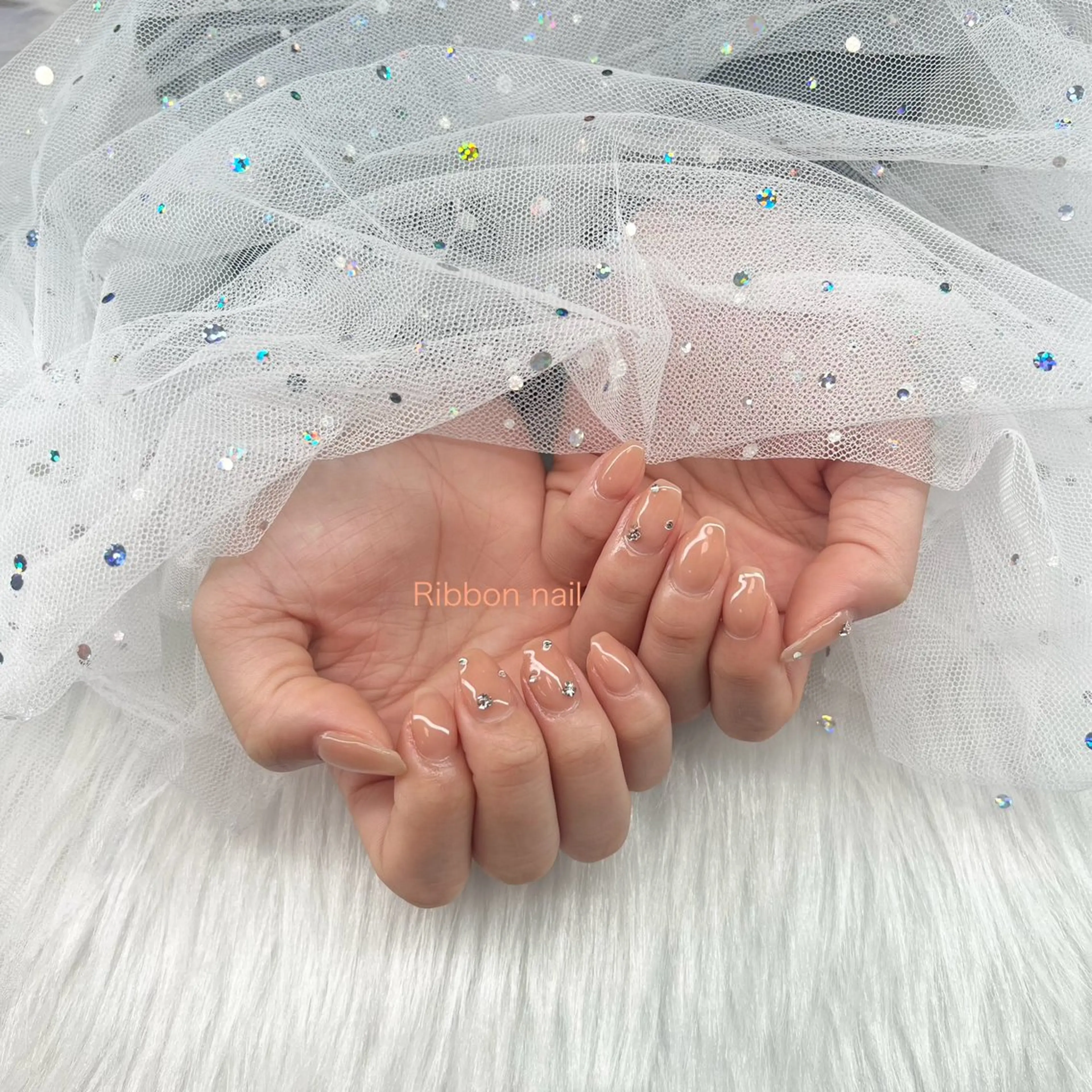 ネイル ワンカラーネイル ストーンネイル Nail Ambra 天王寺店所属・Nail Ambra fusaのネイルデザイン