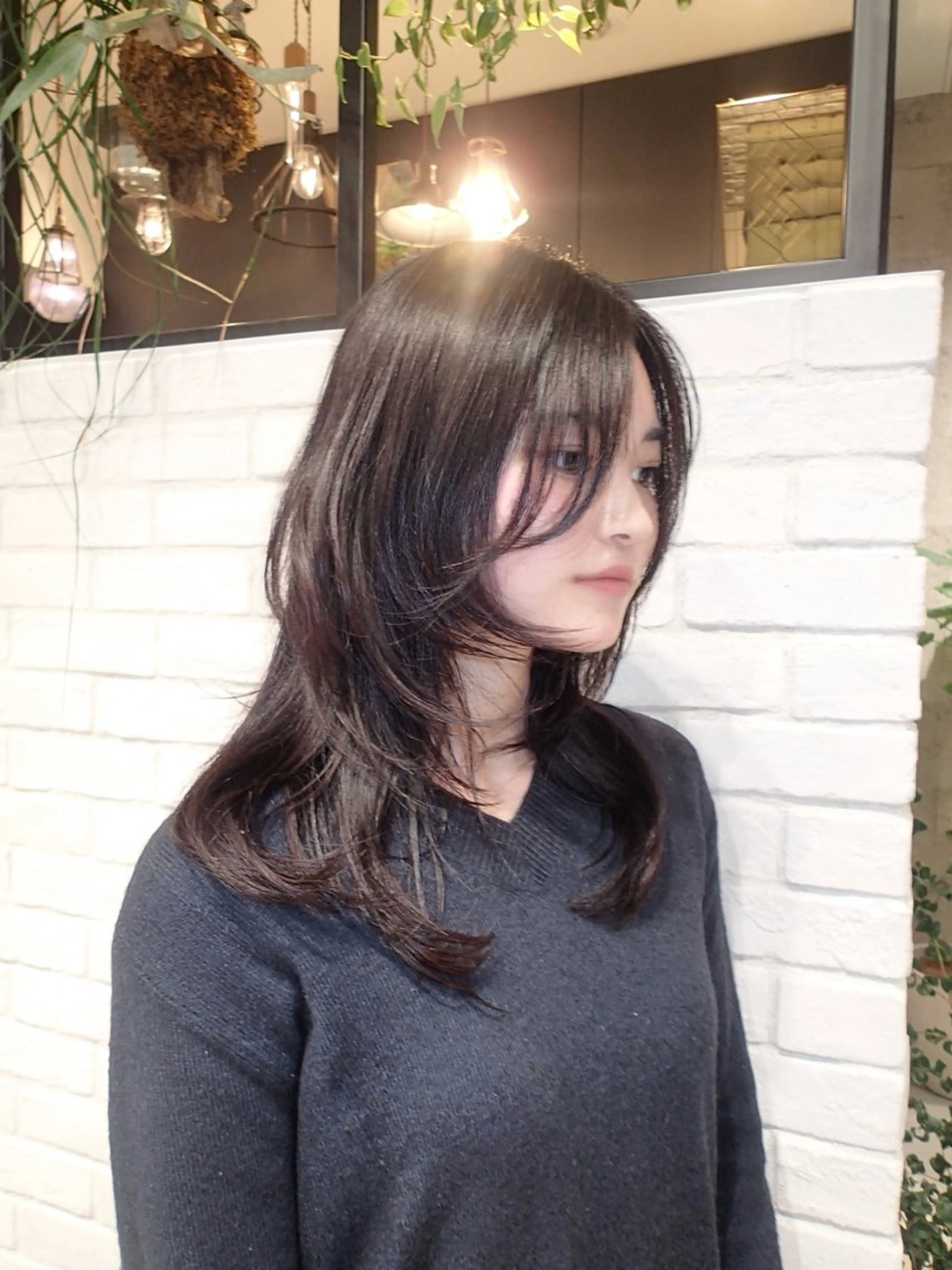 セミロング レイヤーカット シャギー the C ayuのヘアスタイル