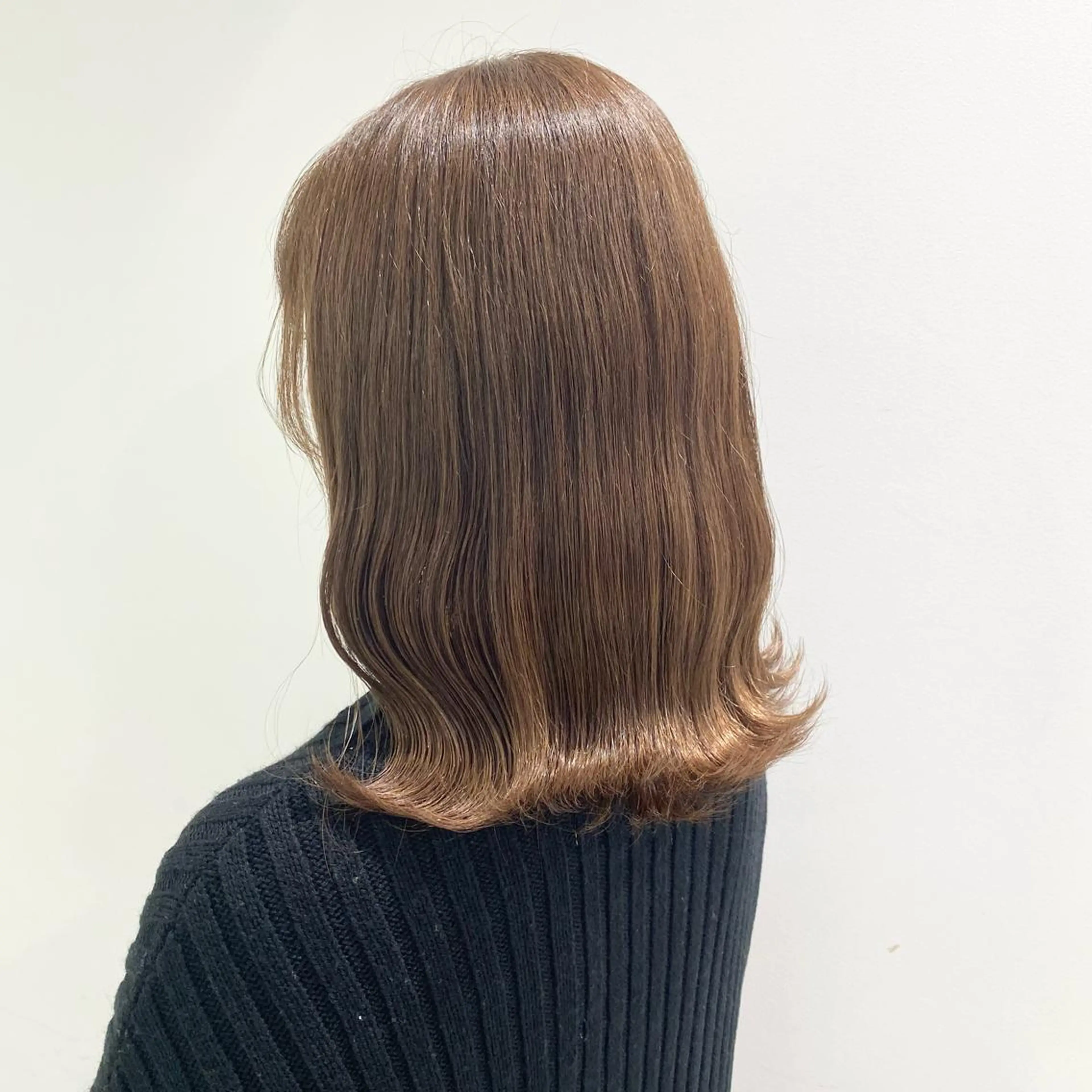 ロング カラー パーマ ヘアアレンジ メンズ キッズ ネイル マツエク・マツパ アイブロウ メンズブリーチ ベージュカラー ブリーチ ミルクティーベージュ ブリーチなしカラー Lumo所属・💖横浜ブリーチなし 💖MIHOのヘアスタイル