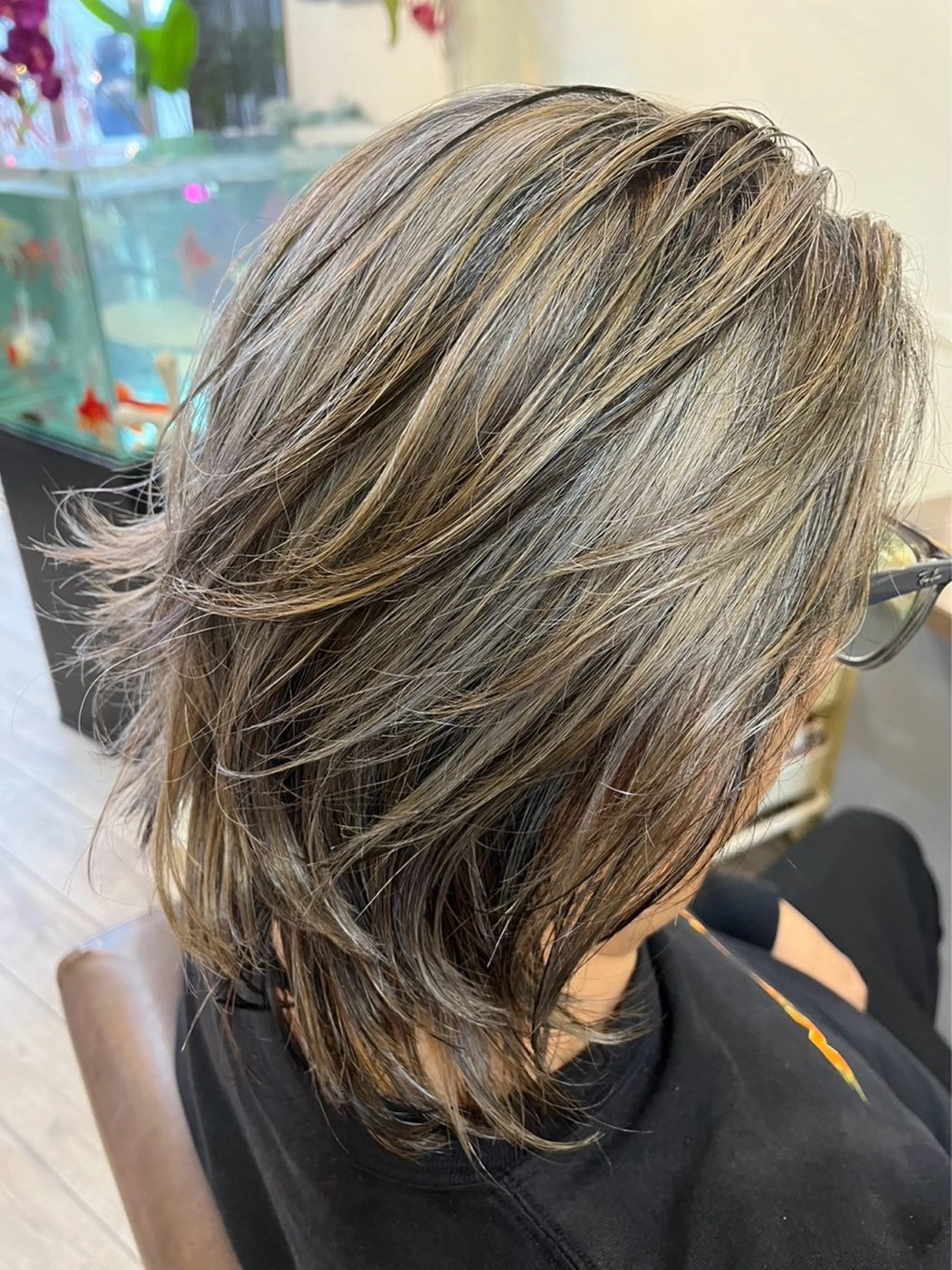 ロング カラー メンズ カット ヘアカラー トリートメント 鶴見 和美のヘアスタイル