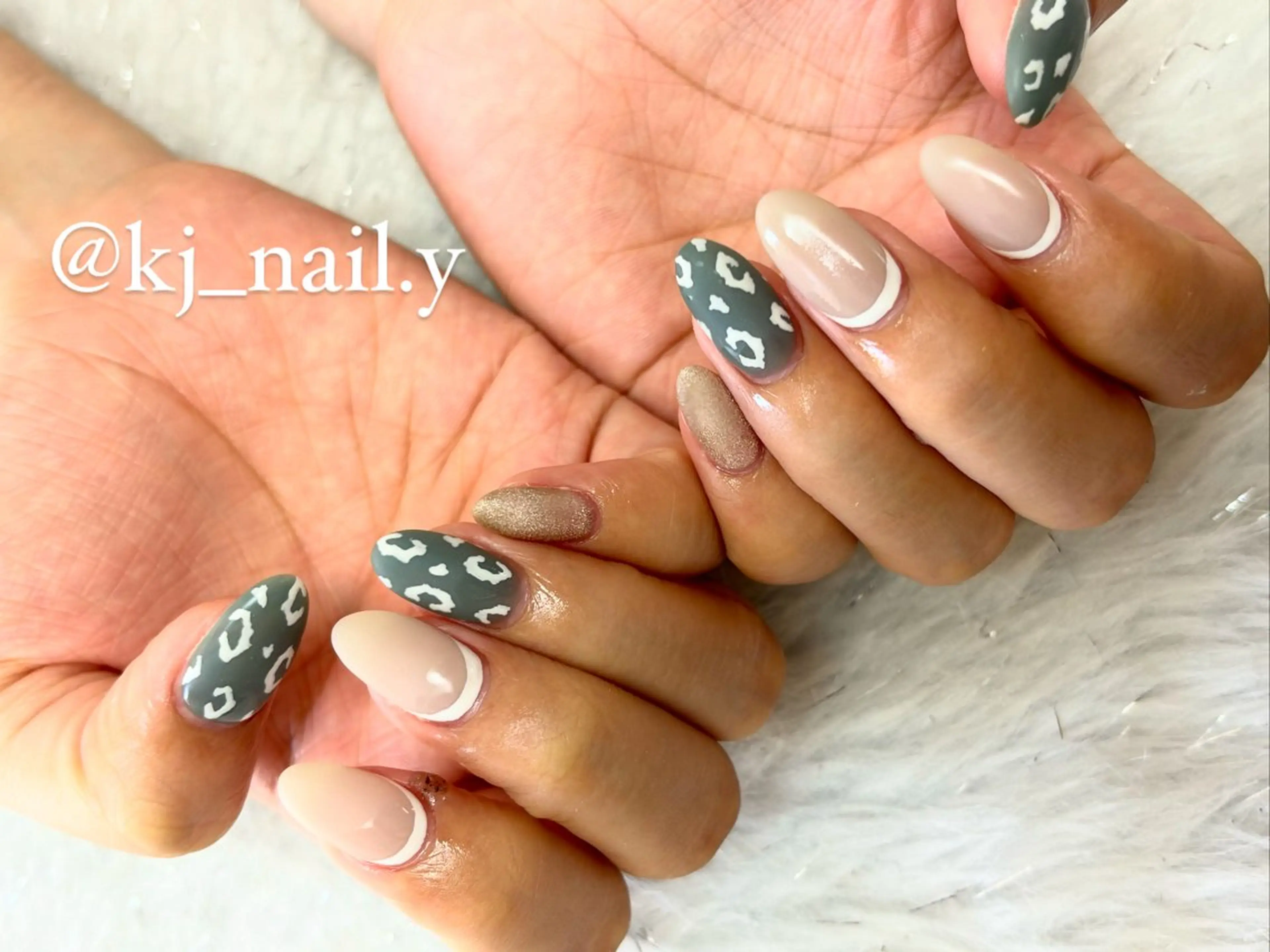 ネイル kajitani yukinaのネイルデザイン