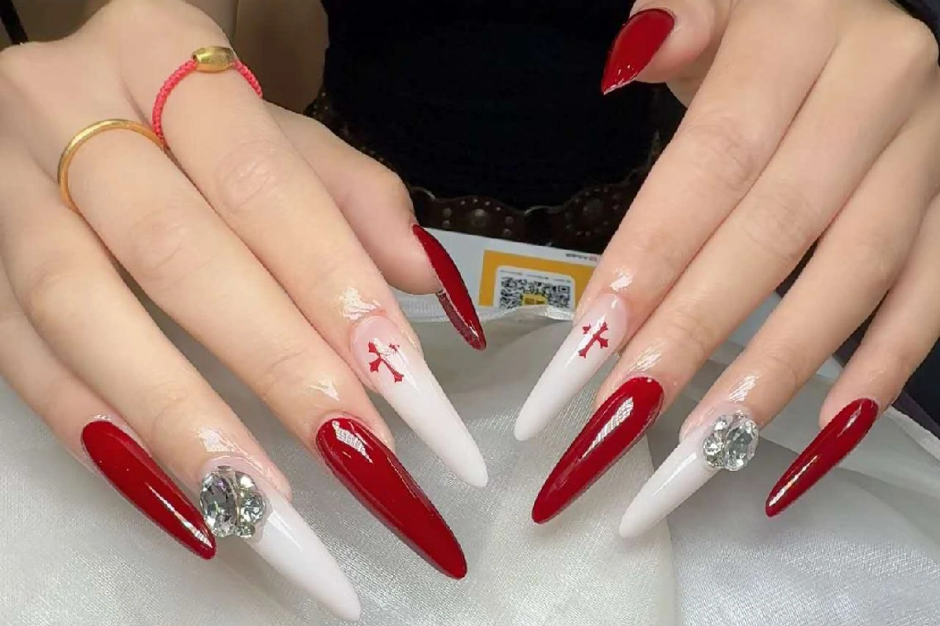 ネイル 小島 阿佑美のネイルデザイン