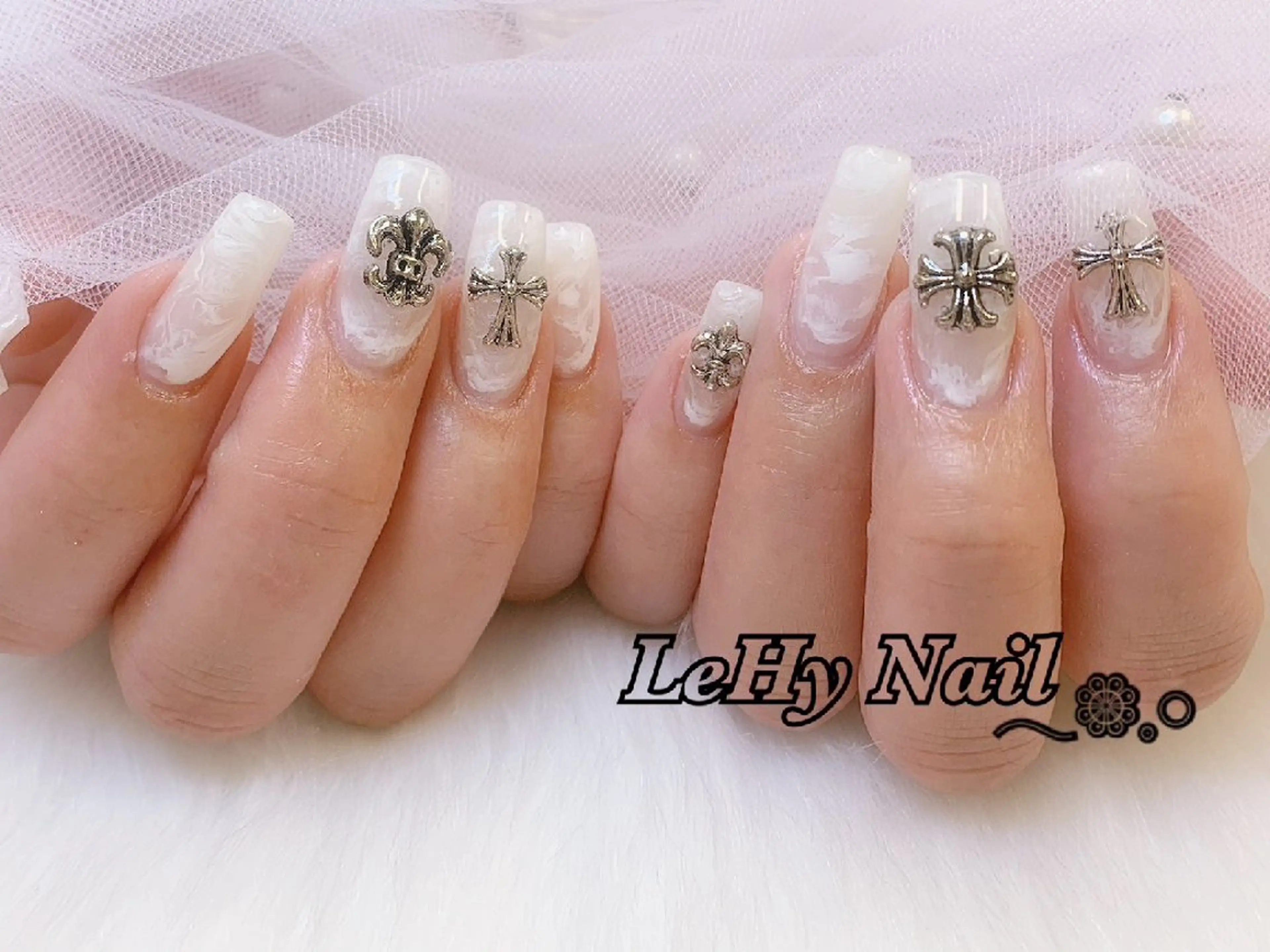 ネイル ハンドネイル LeHy nailのネイルデザイン