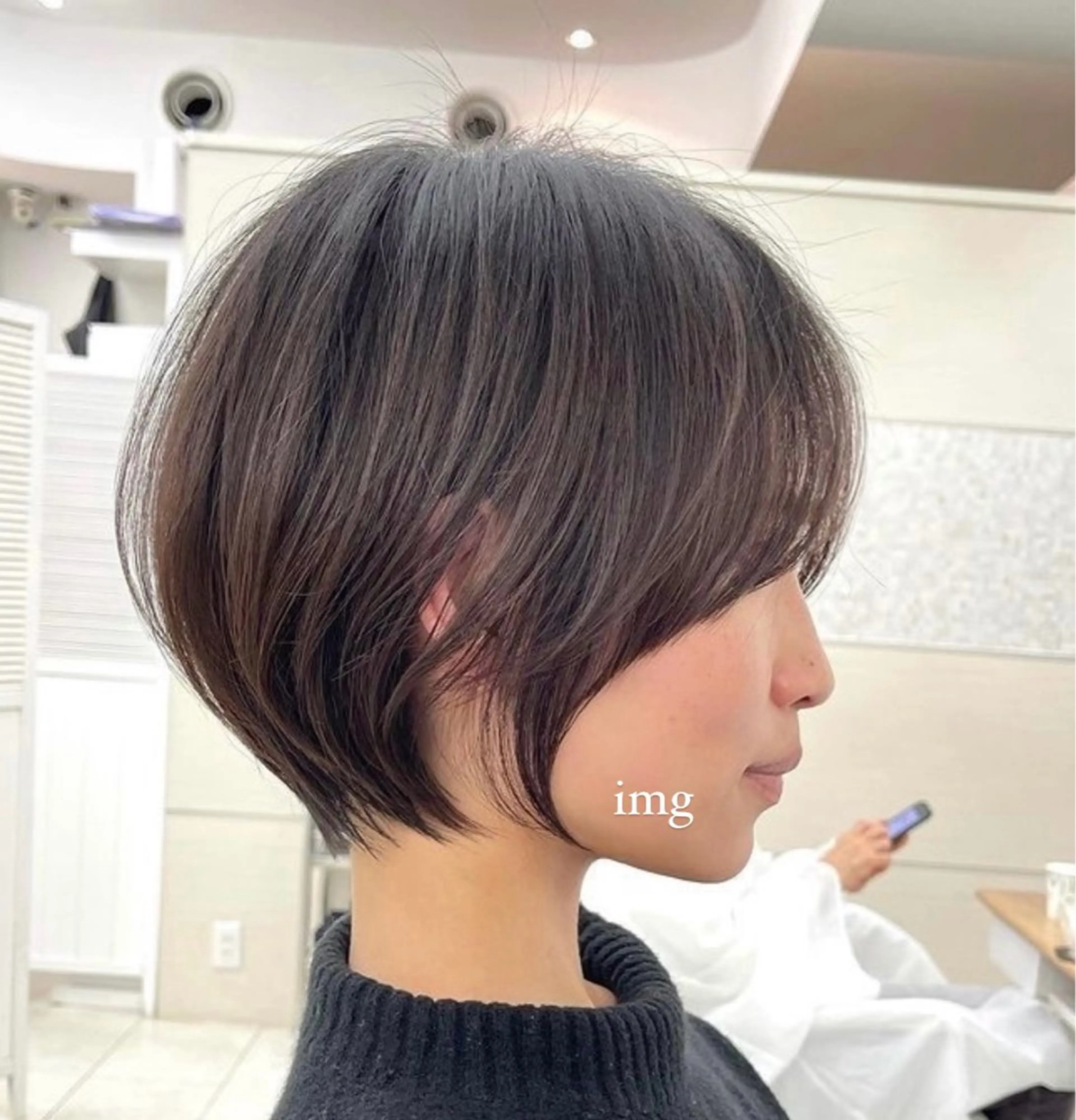 ショート AHNKISM所属・似合わせカット💎 トレンドレイヤーのヘアスタイル