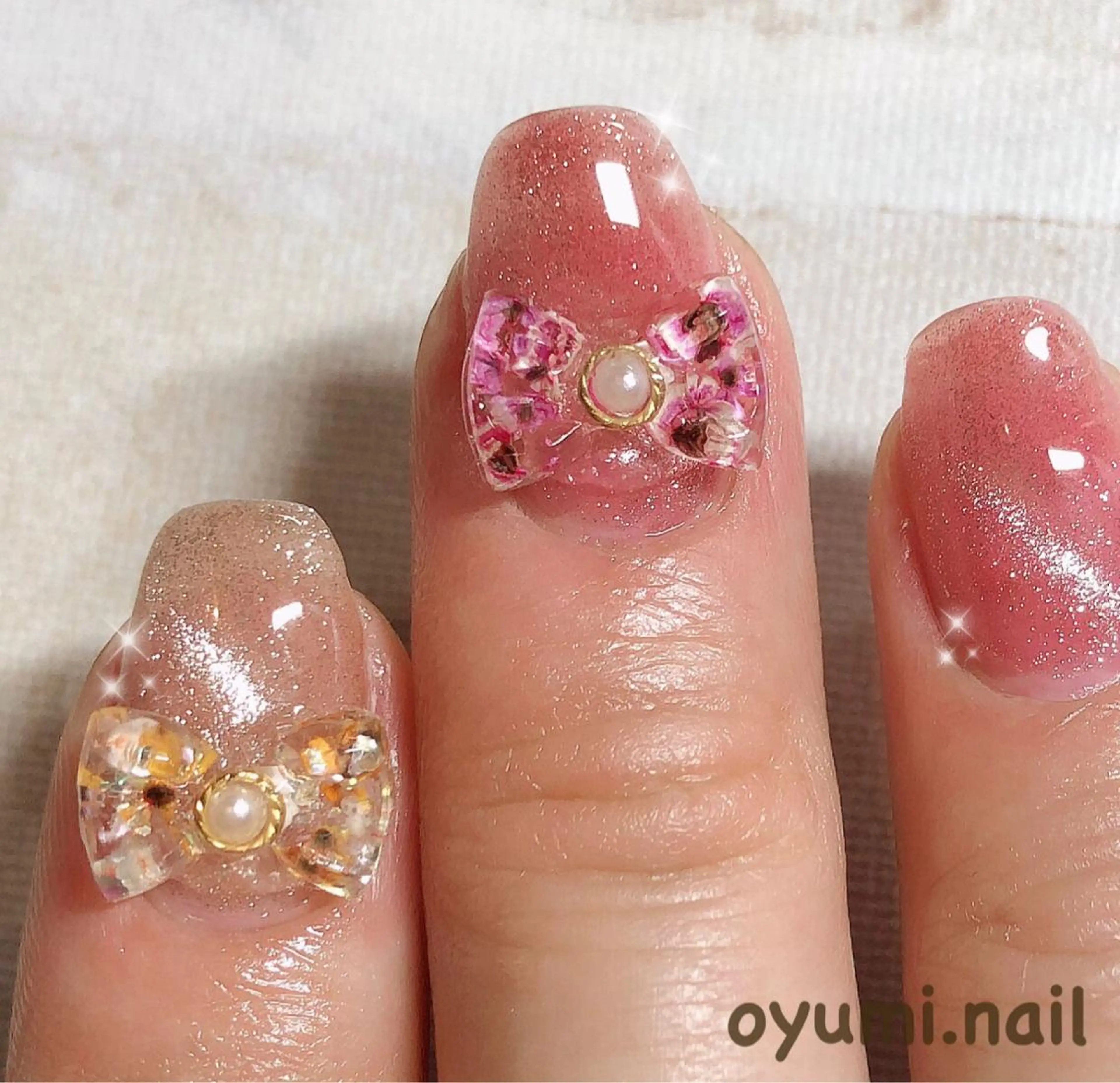 ネイル リボン ハンドネイル takanashi yumiのネイルデザイン