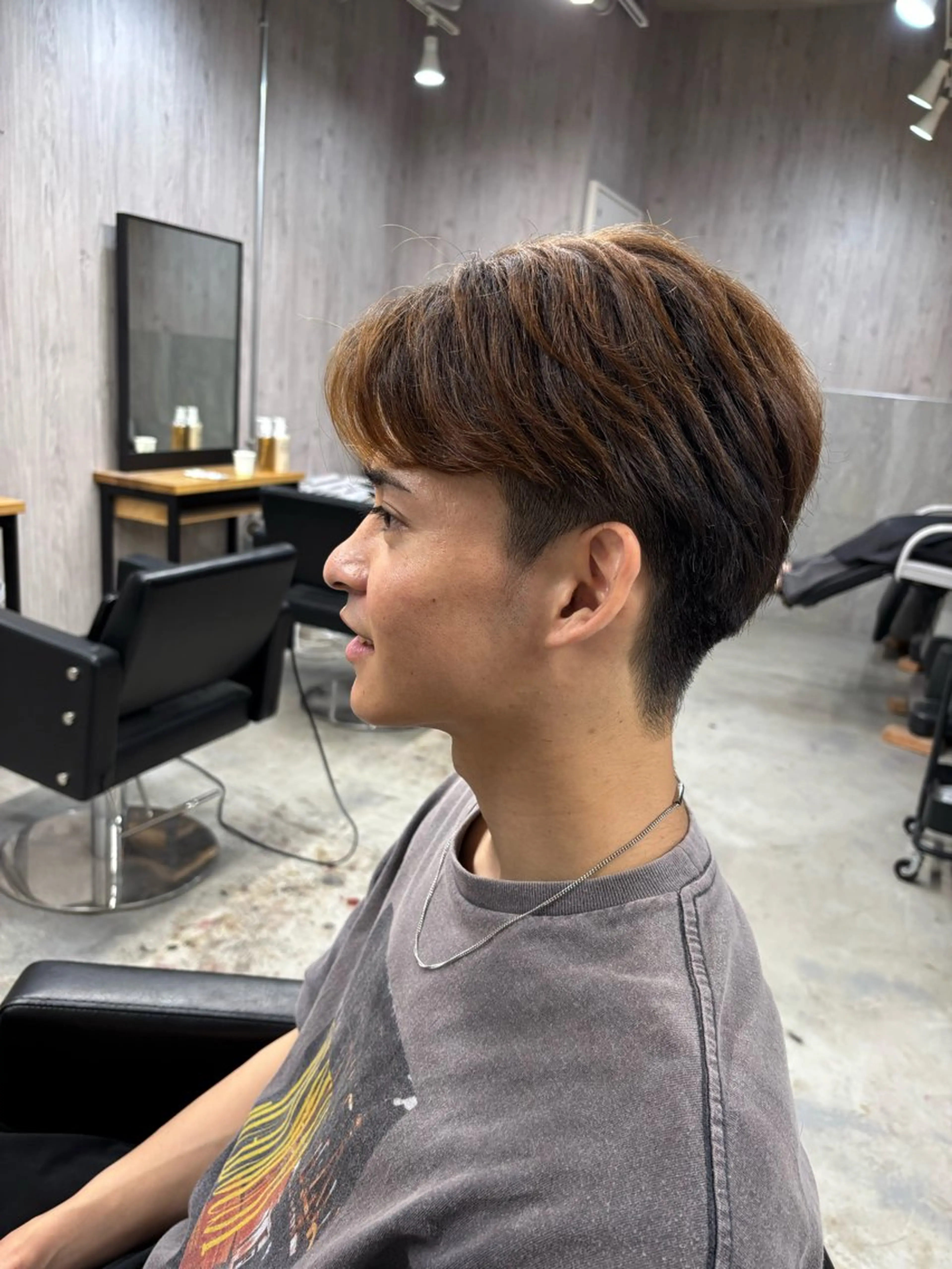 ショート メンズ かの／GiseL／ ハイトーン／ブリーチのヘアスタイル