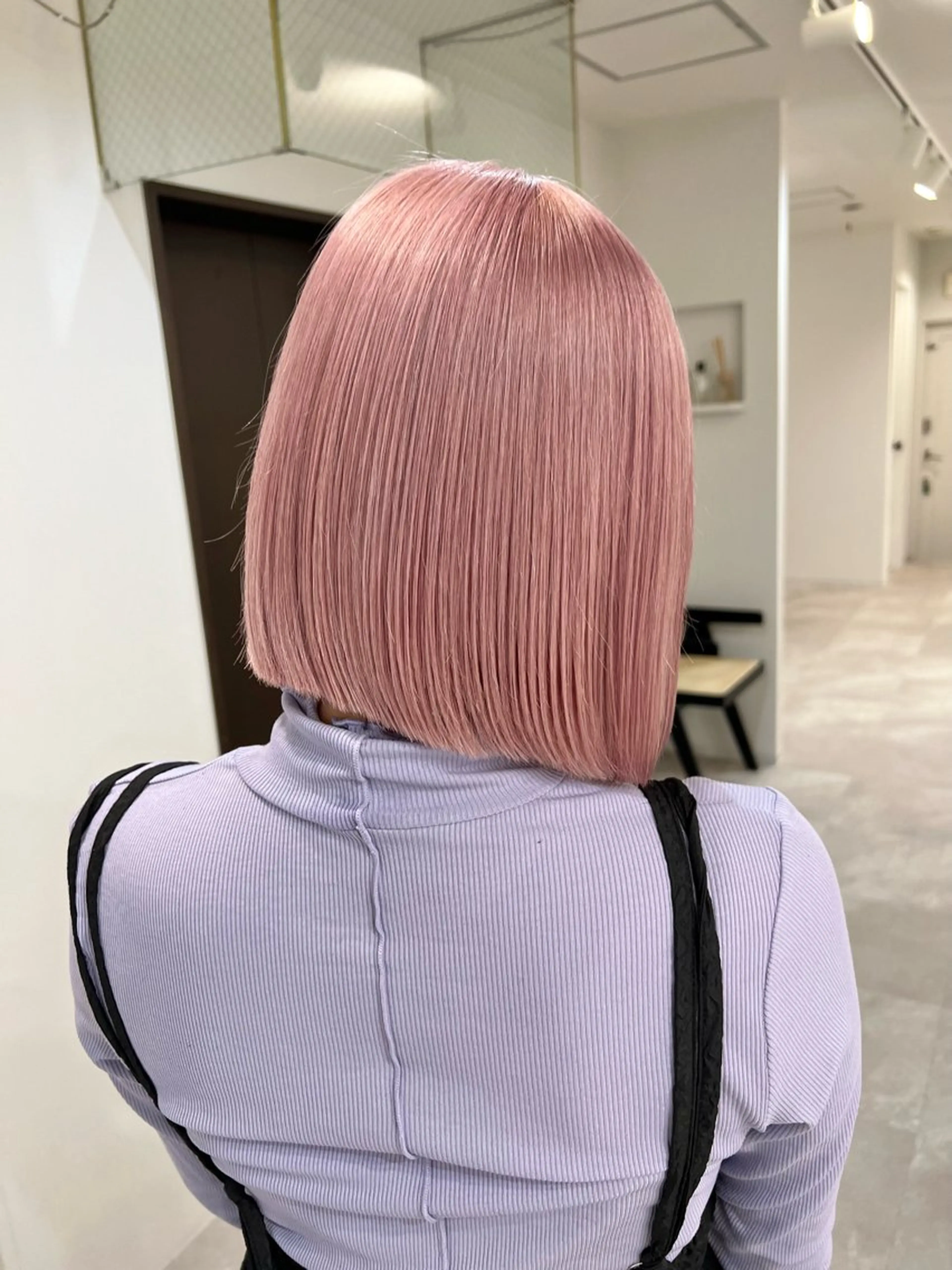 ショート カラー ブリーチ ケアブリーチ ダブルカラー ハイトーンカラー インナーカラー Via officialのヘアスタイル