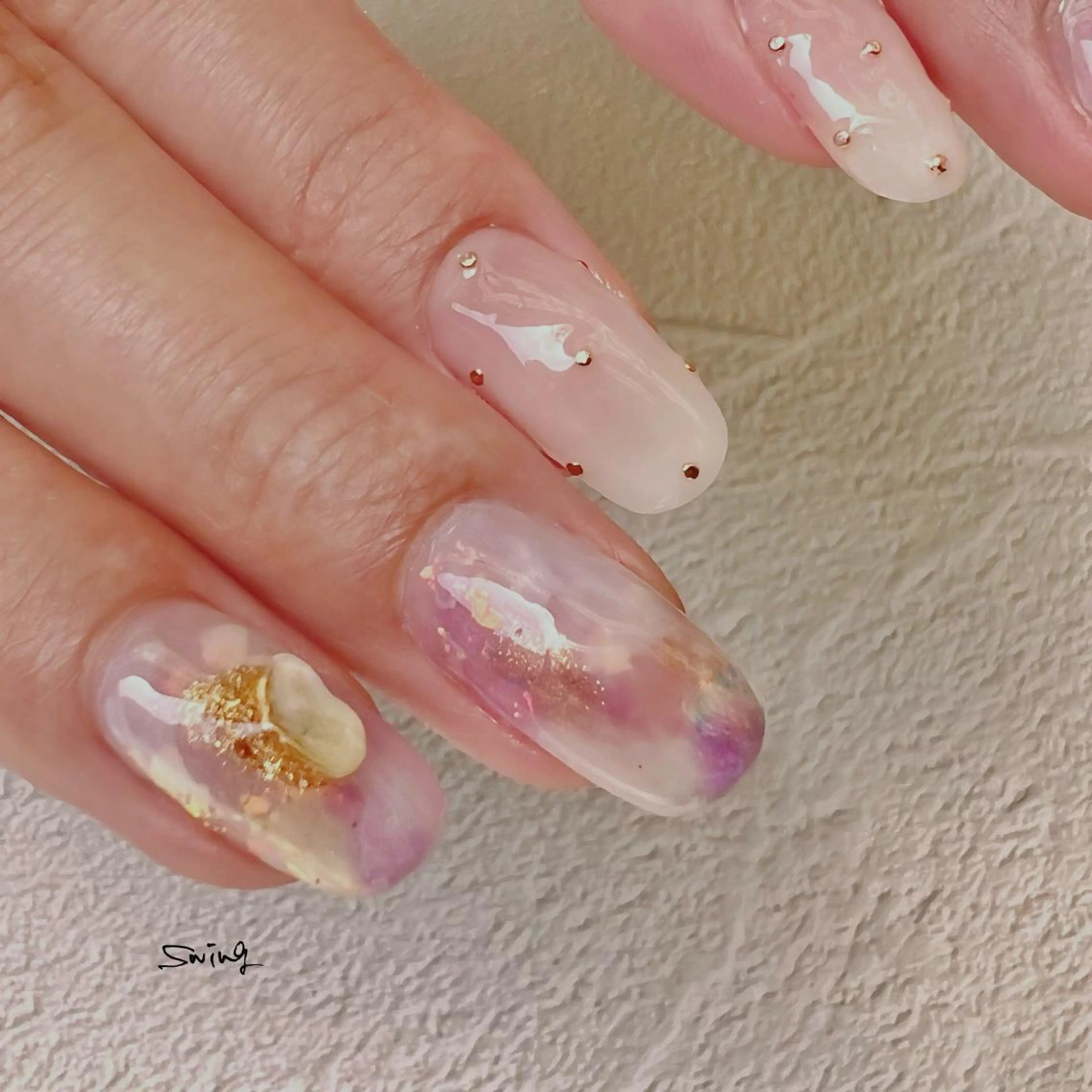 ネイル ニュアンスネイル SWING Nail Salon所属・Yoshida Takakoのネイルデザイン