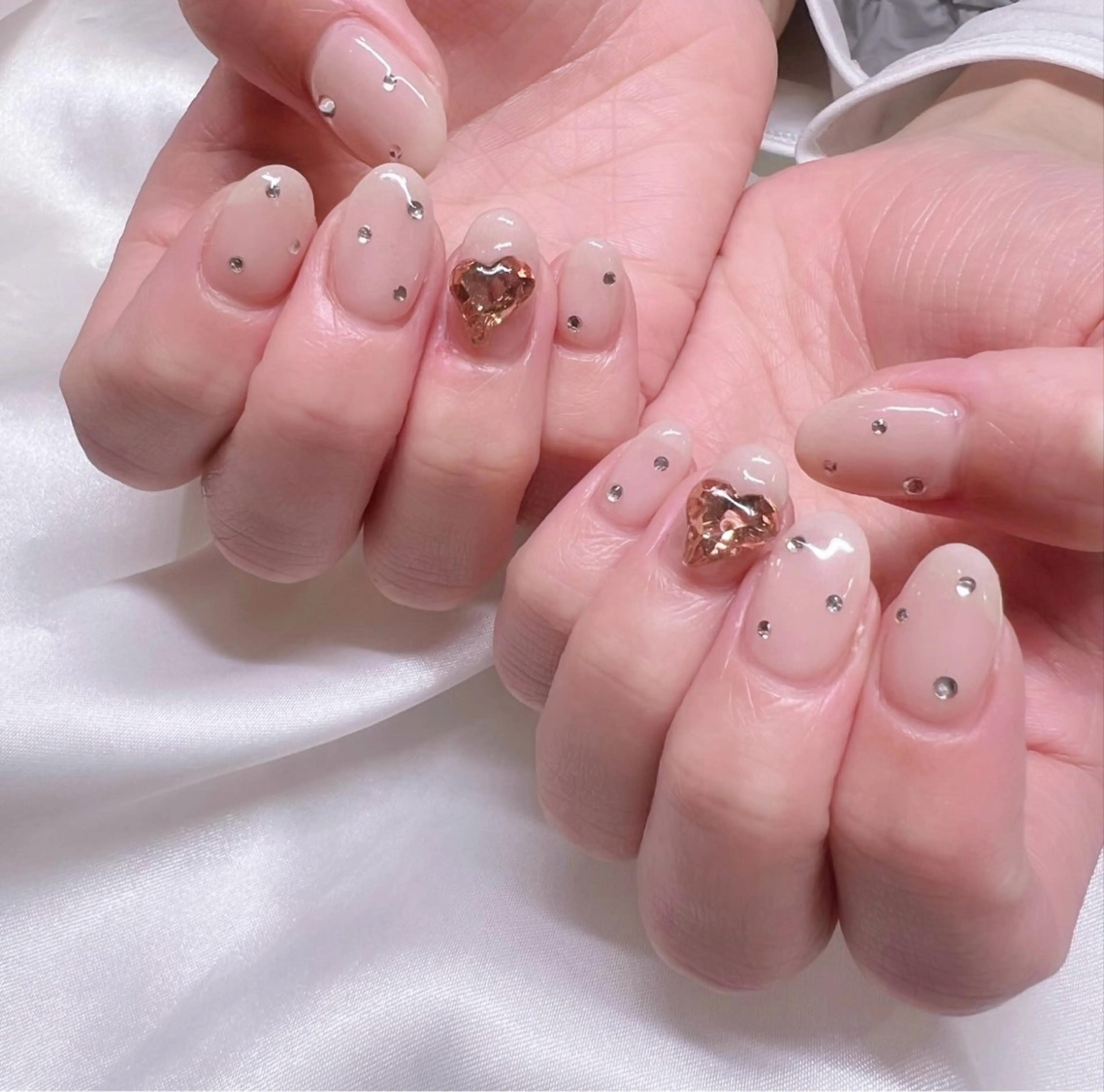 ネイル ハンドネイル emu sakiのネイルデザイン