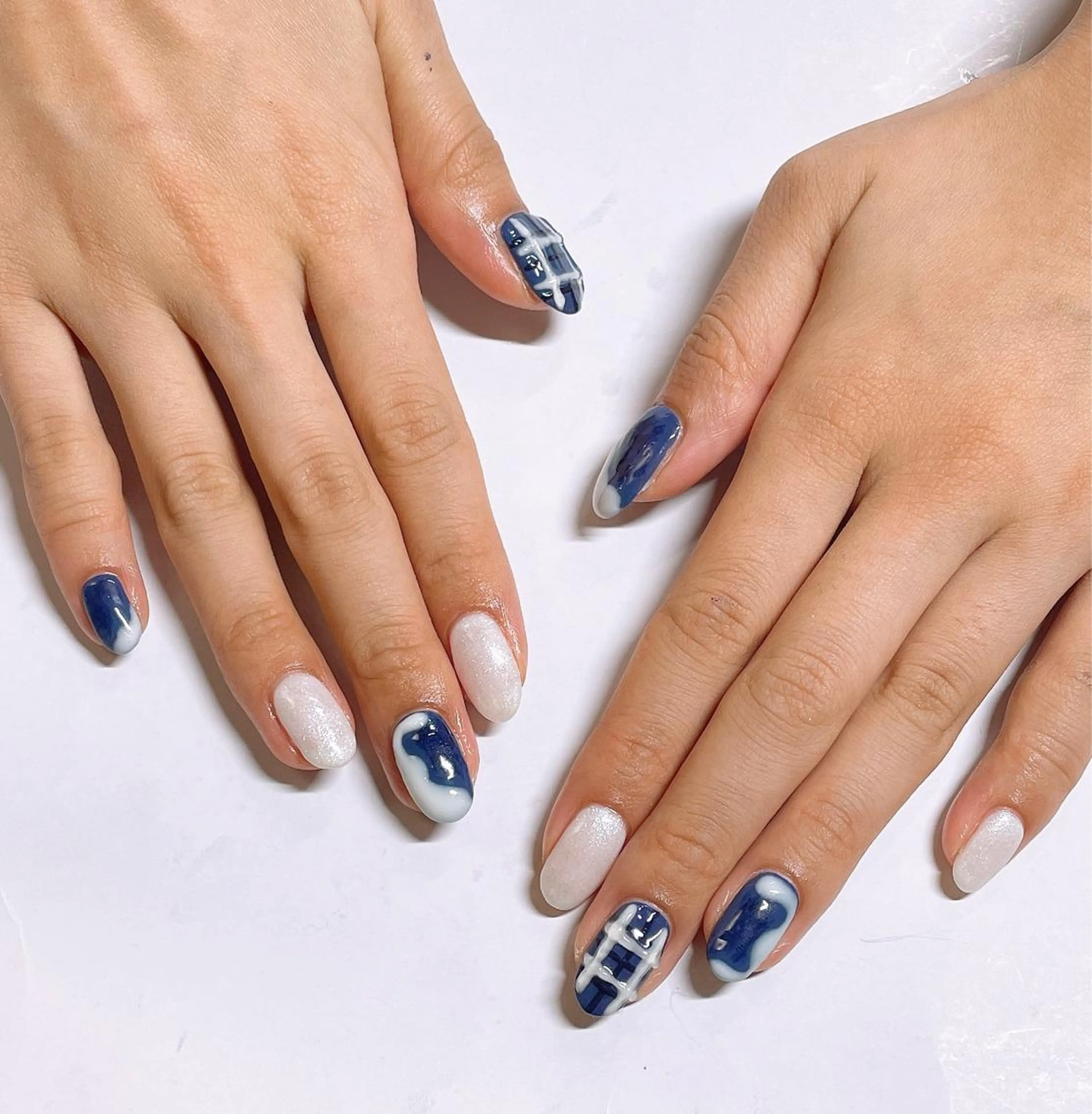 ネイル ハンドネイル VIERU 🌈🎀💖のネイルデザイン