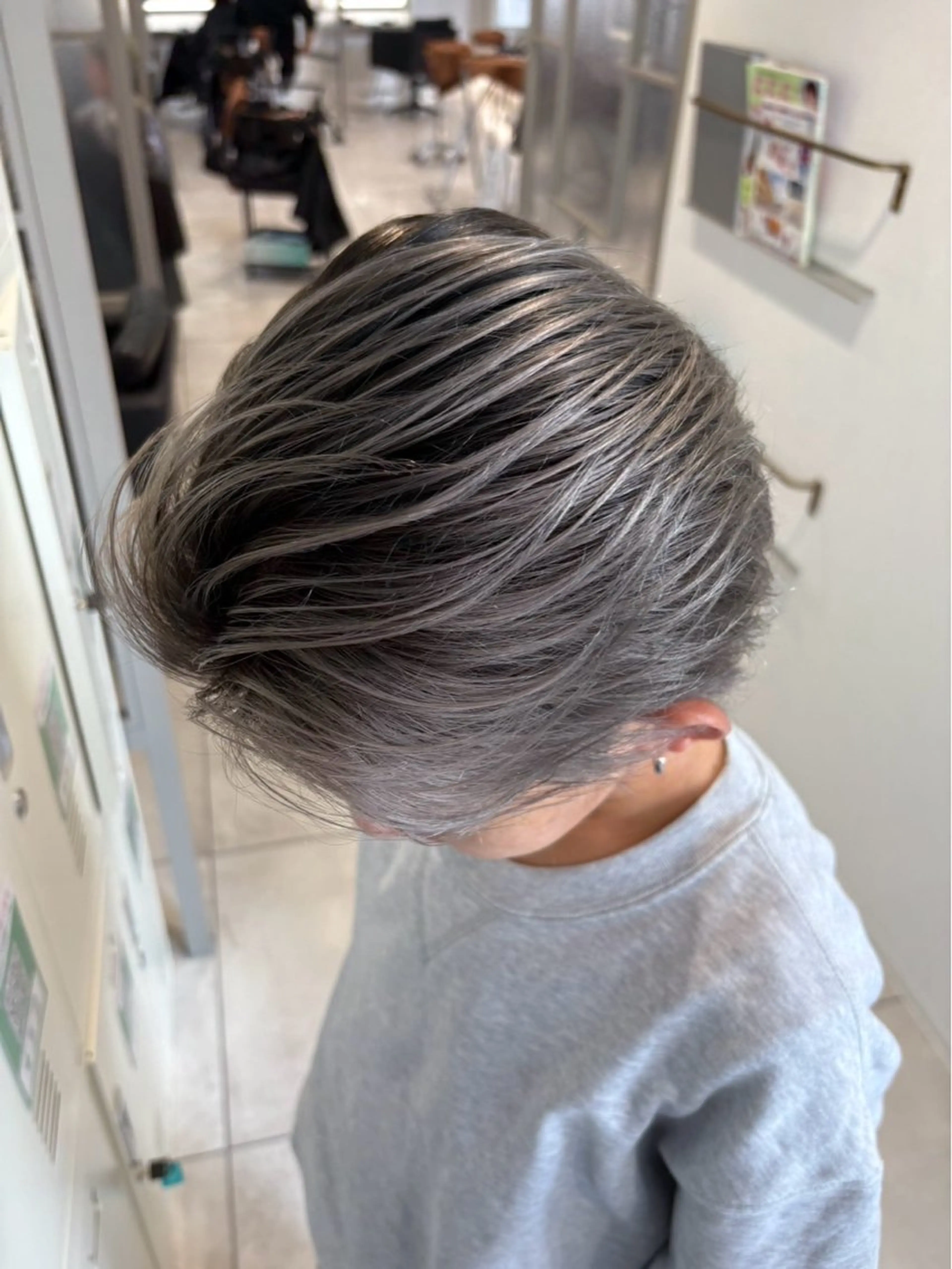 カラー メンズ ヘアカラー 内橋 咲耶のヘアスタイル