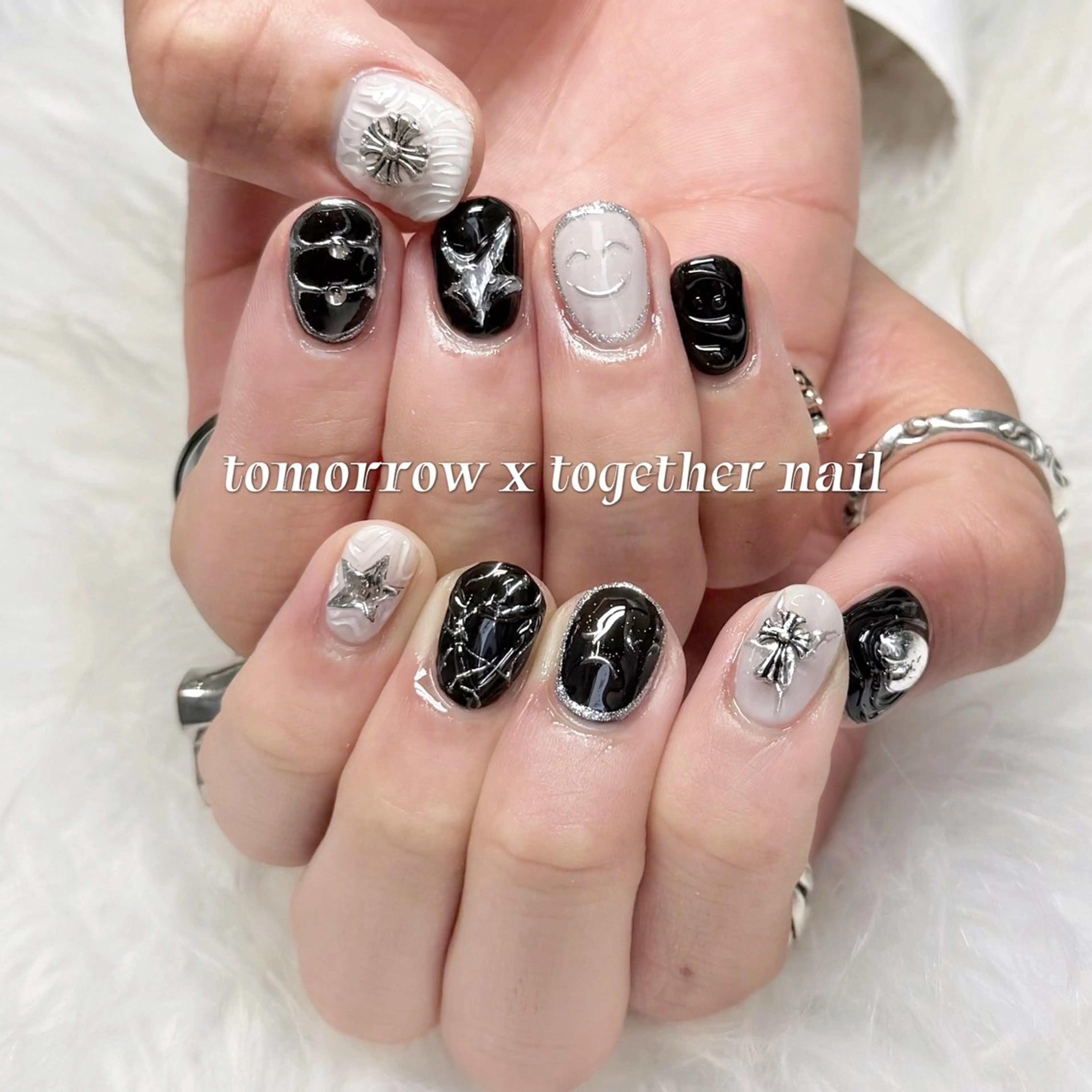 ネイル ハンドネイル 🍁nail. kaede🍁のネイルデザイン