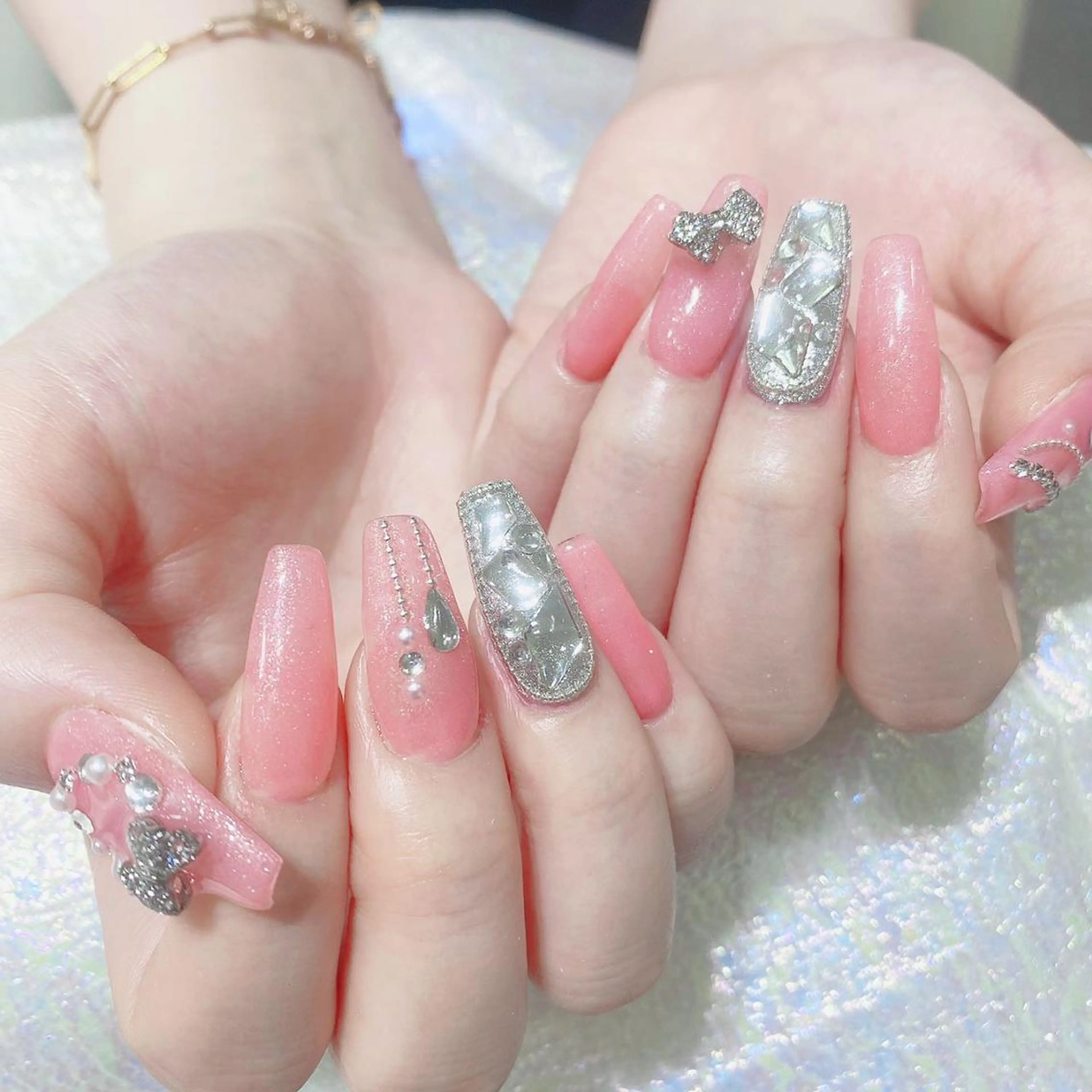 ネイル ハンドネイル Queens みなみのネイルデザイン