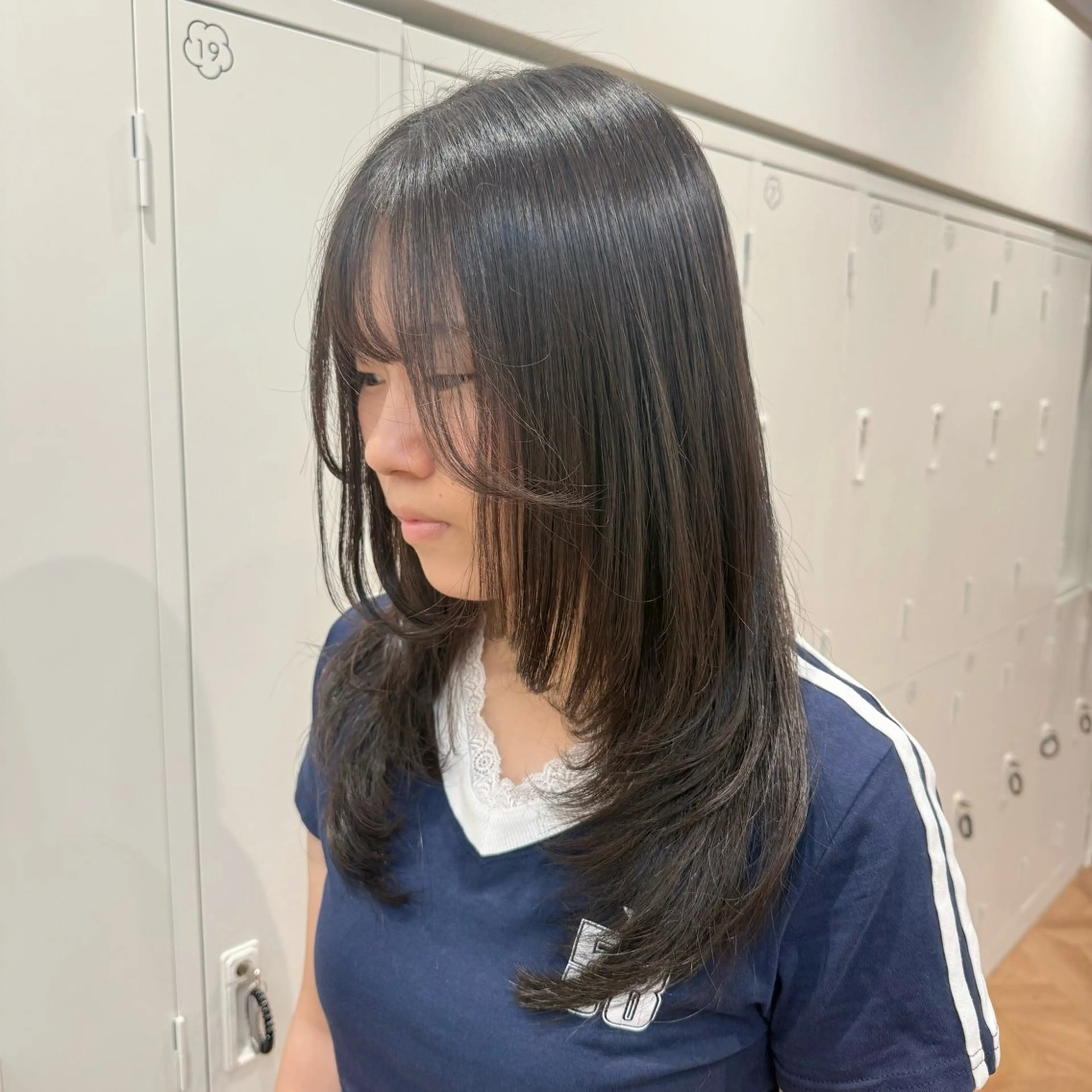 ロング カラー ヘアアレンジ キヨミ 韓国レイヤーカットのヘアスタイル