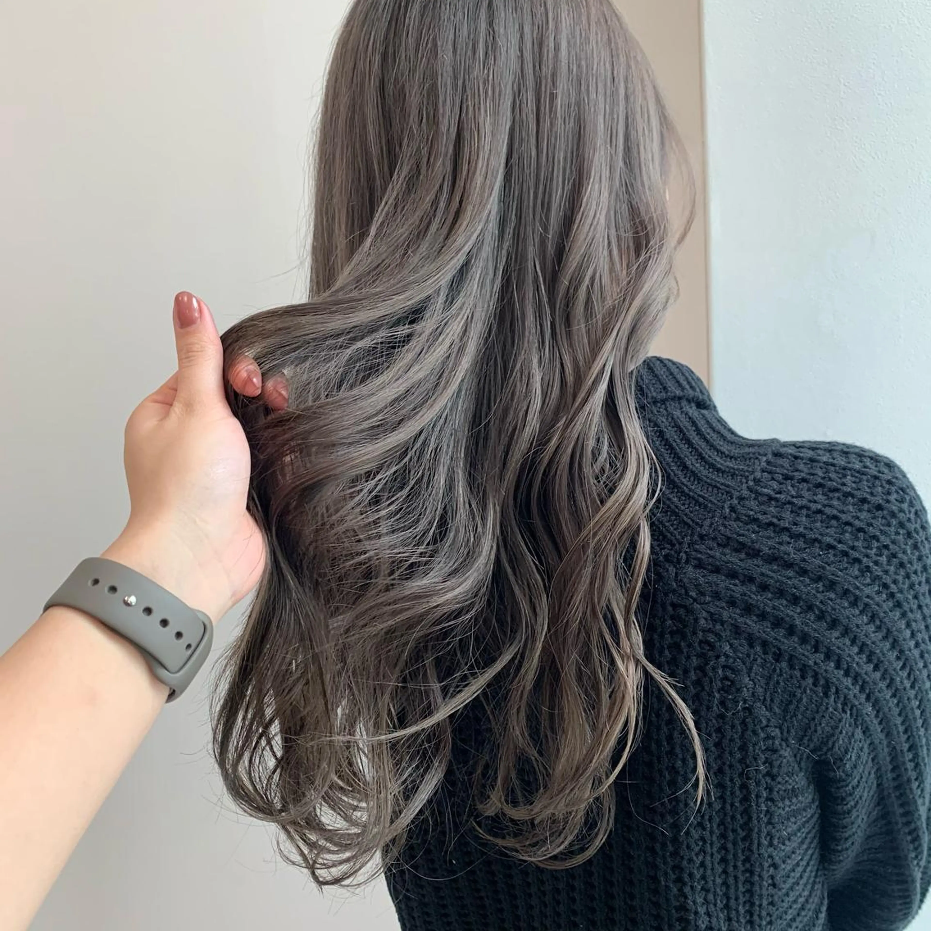 セミロング カット ヘアカラー トリートメント イエナ所属・村山 美空のヘアスタイル