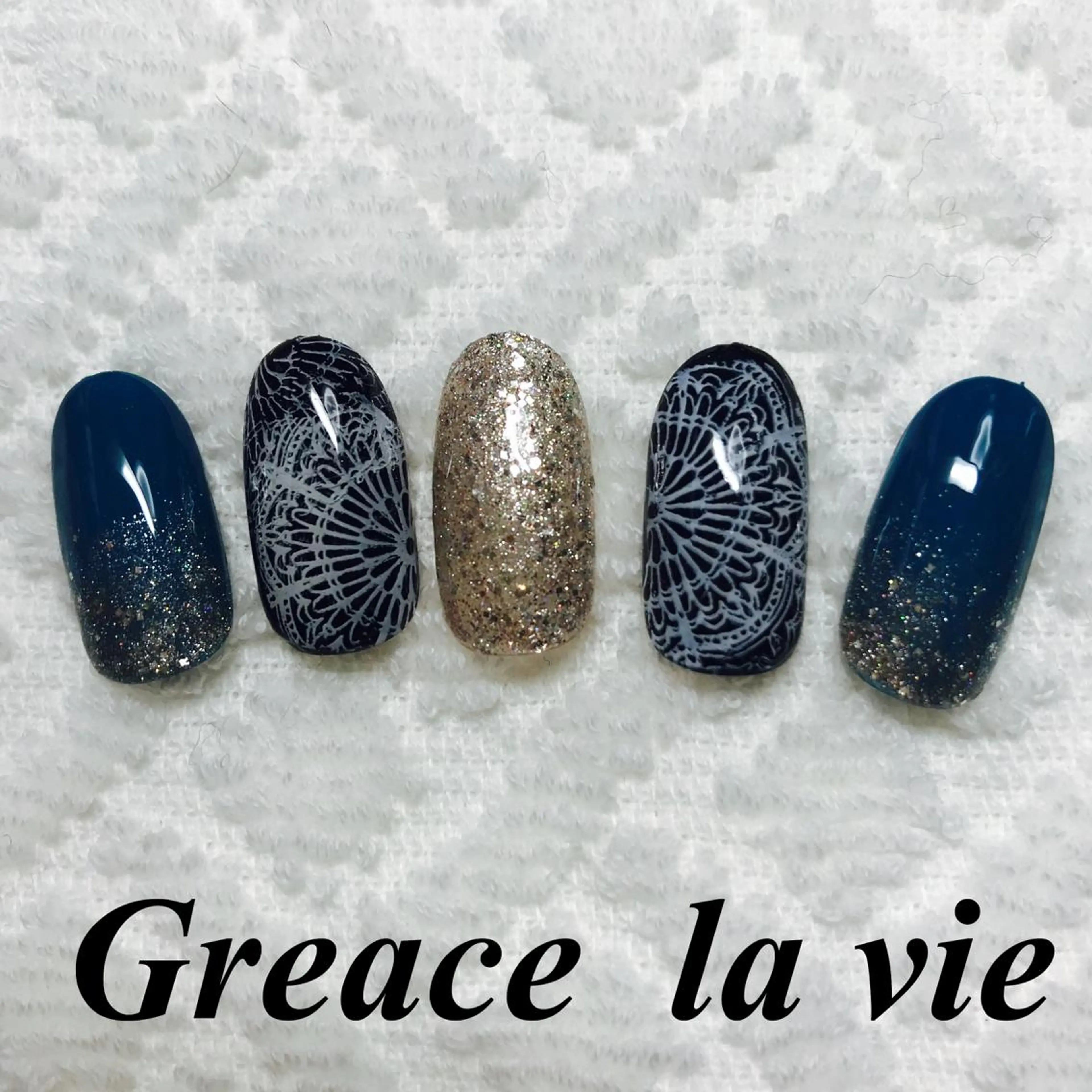 ミディアム カラー パーマ ヘアアレンジ キッズ ネイル マツエク・マツパ レース Greace la vie所属・Greace  la vieのネイルデザイン