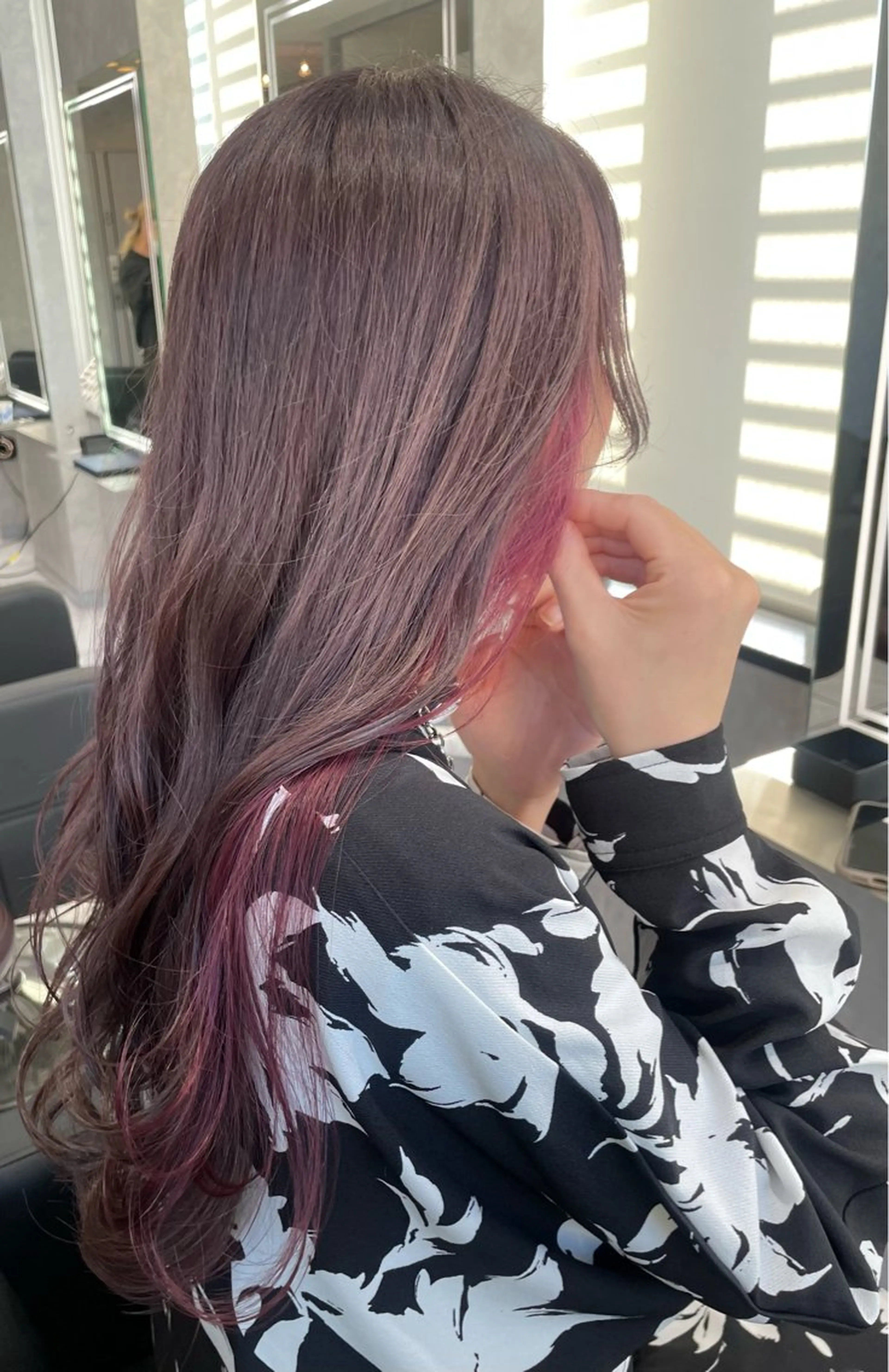 ロング カラー 前田 桃花のヘアスタイル