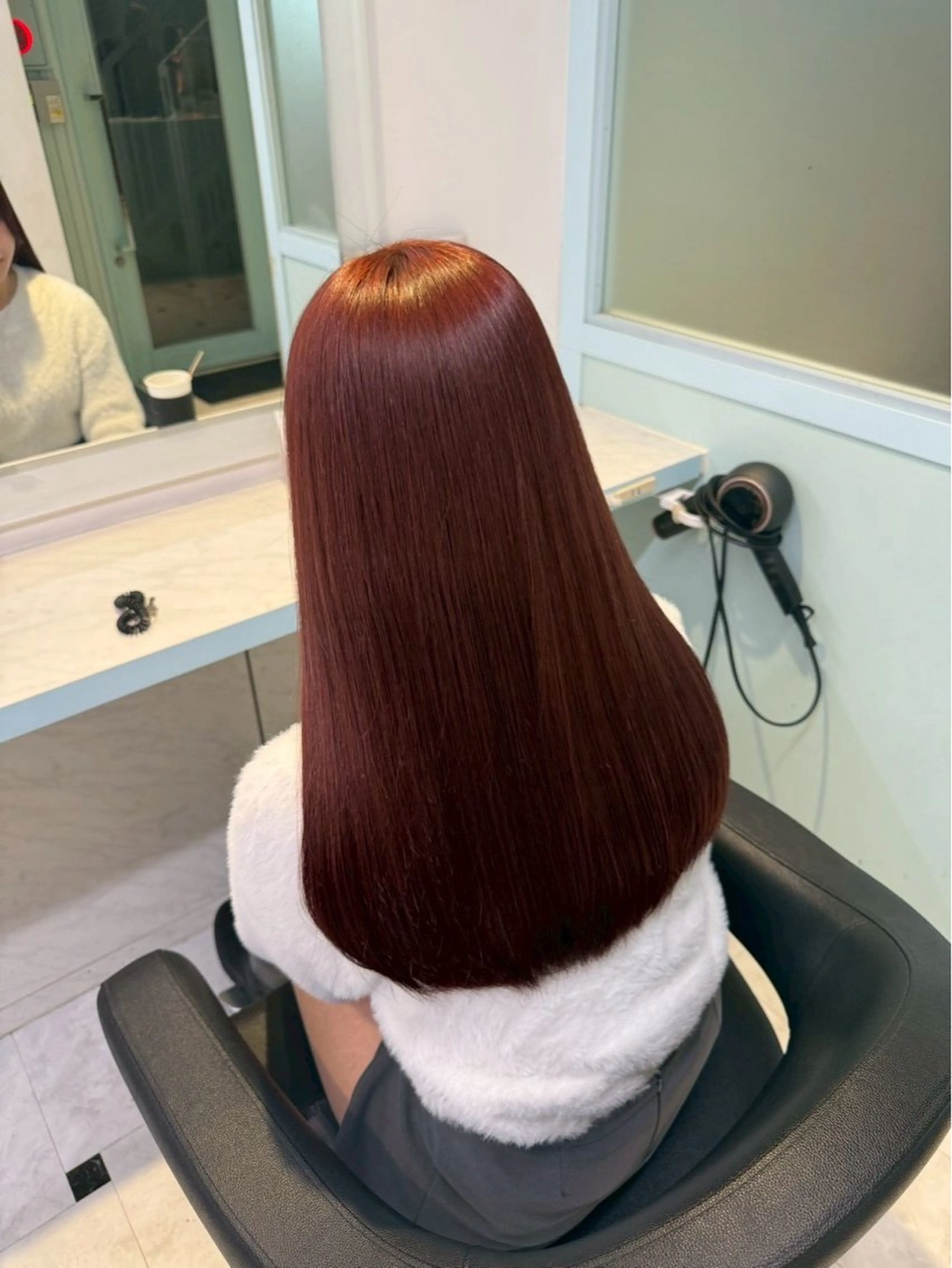 カラー ヘアカラー トリートメント 原田 ひなののヘアスタイル