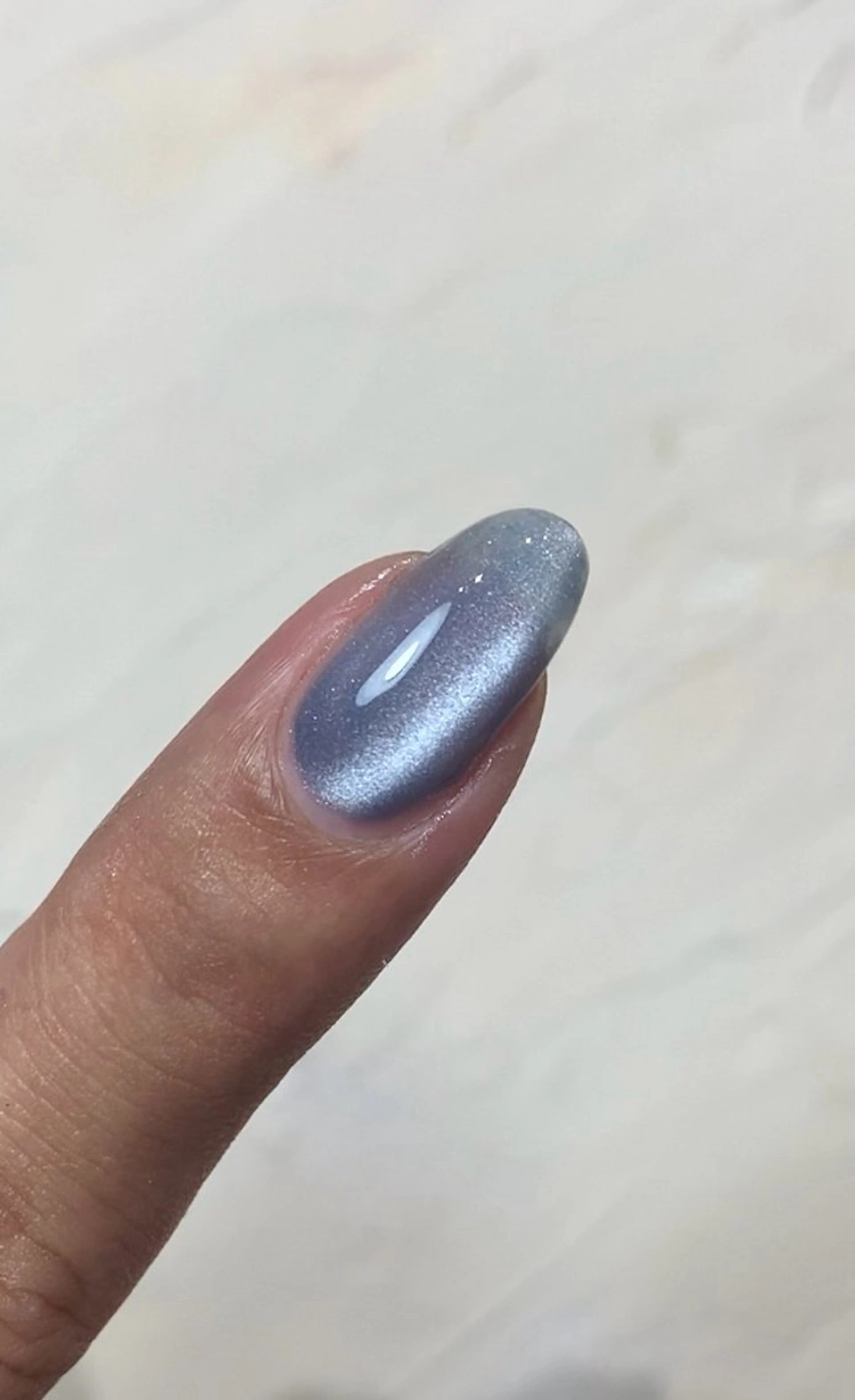 ネイル マグネットネイル Mina🫧 【Miew.】のネイルデザイン