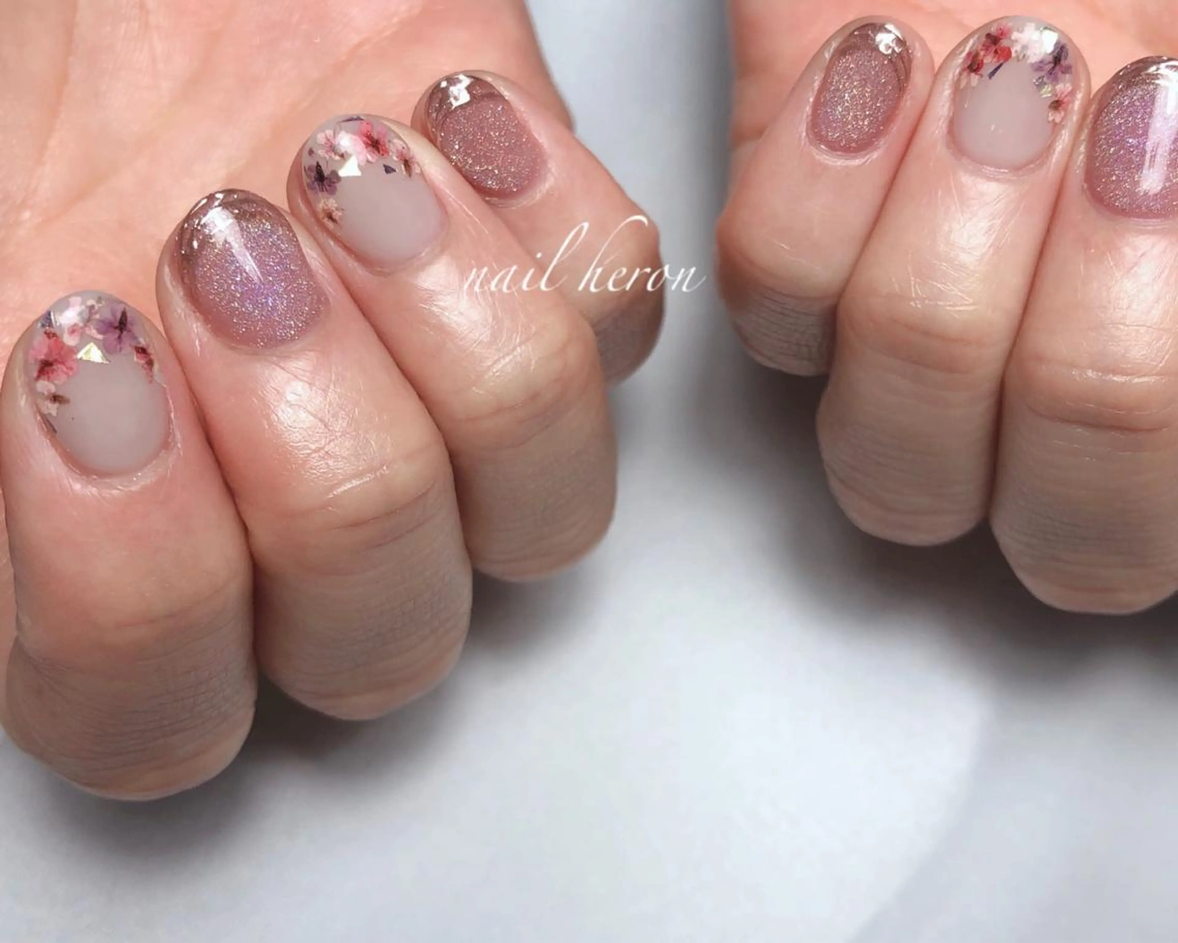 ネイル フラワーネイル ハンドネイル nail heron所属・saki_ nail heronのネイルデザイン