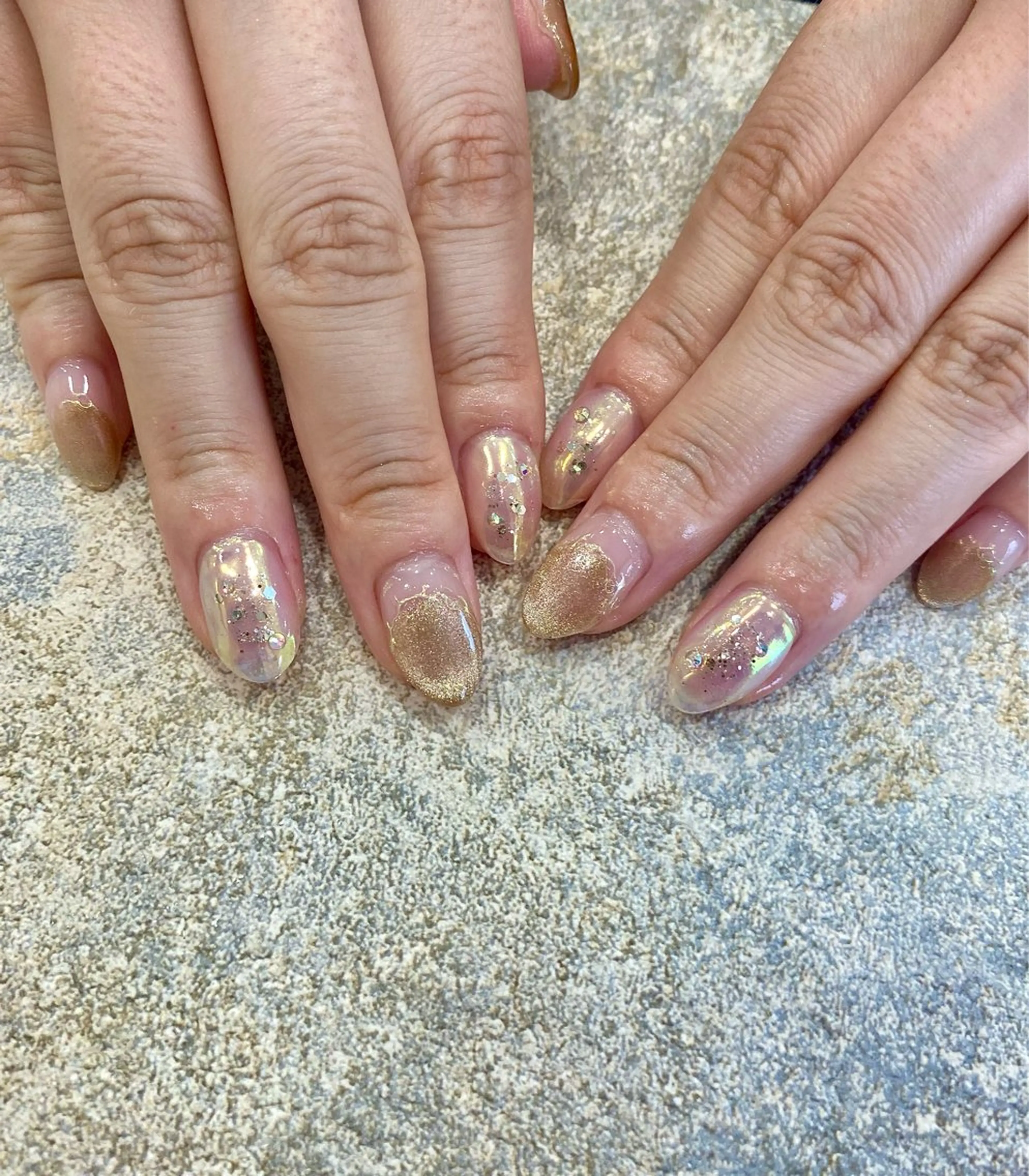 ネイル 安藤 彩乃のネイルデザイン