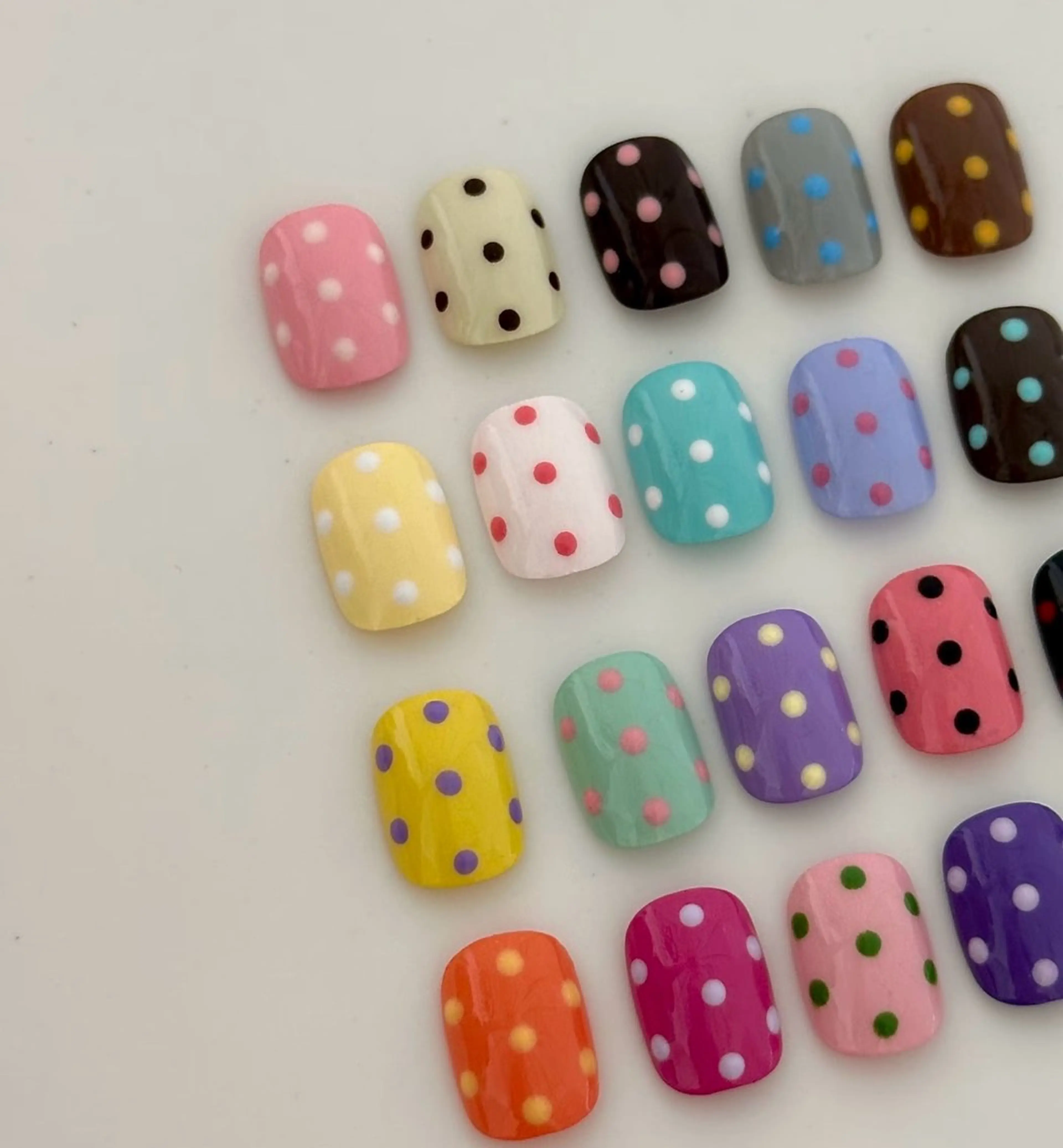 ネイル Julyネイルサロン所属・Ou uのネイルデザイン